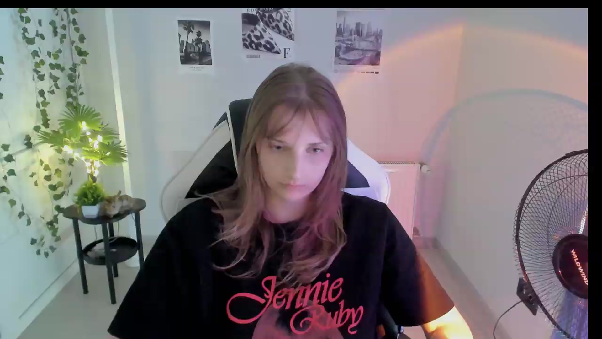 Gallery image thumbnail from Lissa_Stars's myfreecams stream on, 08/16/2026, 10:01 image 2 of 20