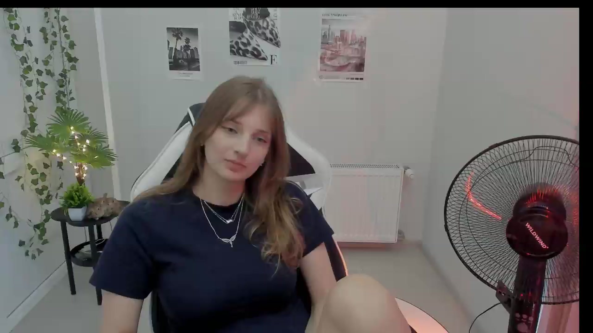 Gallery image thumbnail from Lissa_Stars's myfreecams stream on, 08/17/2026, 14:05 image 1 of 20