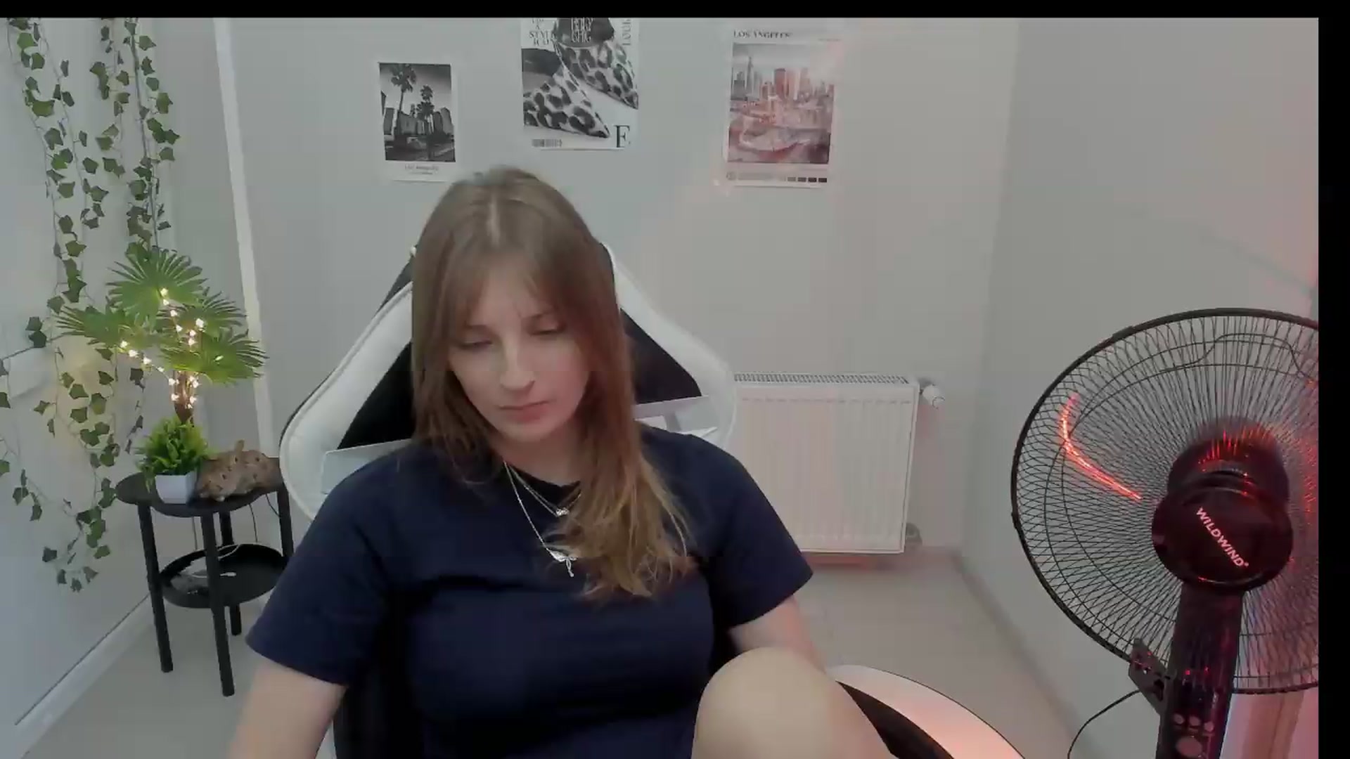 Gallery image thumbnail from Lissa_Stars's myfreecams stream on, 08/17/2026, 14:05 image 11 of 20