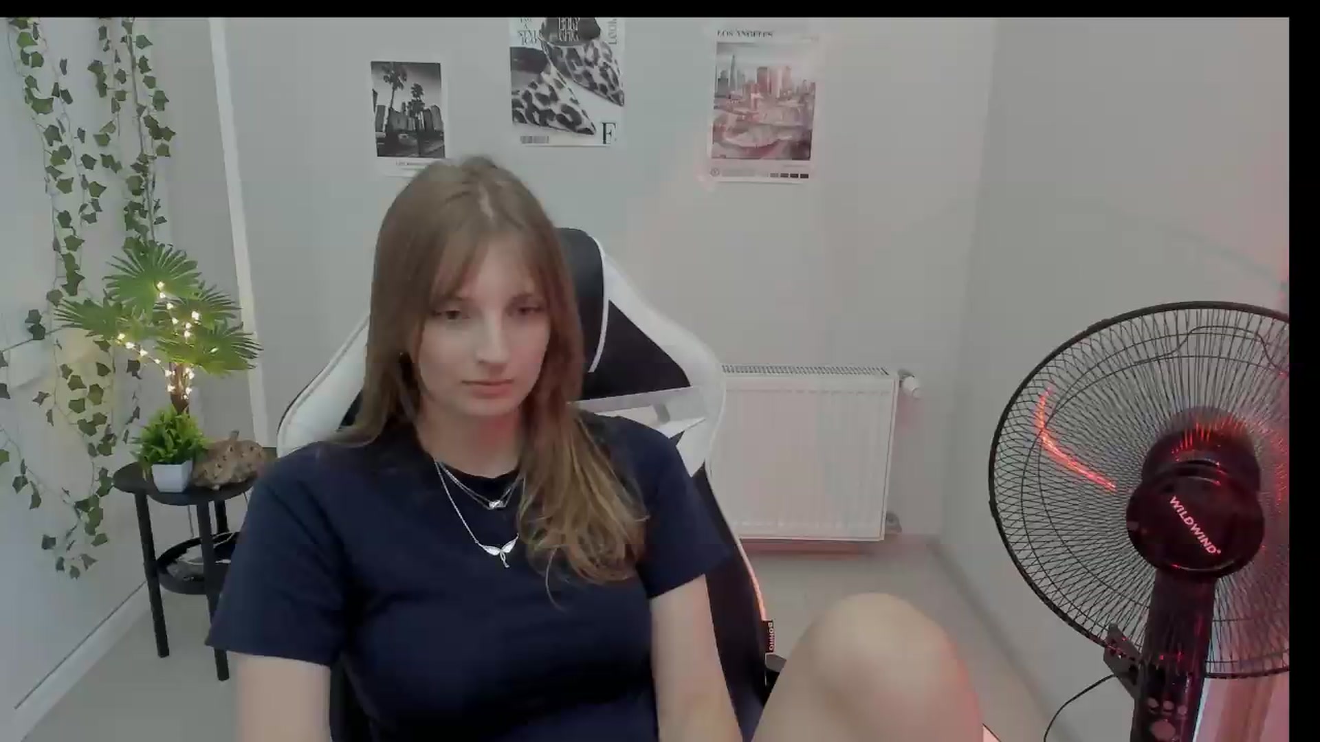 Gallery image thumbnail from Lissa_Stars's myfreecams stream on, 08/17/2026, 14:05 image 3 of 20
