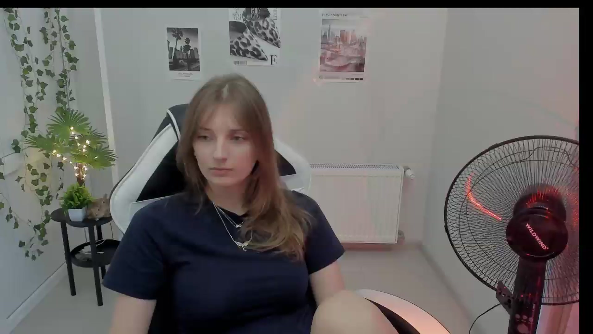 Gallery image thumbnail from Lissa_Stars's myfreecams stream on, 08/17/2026, 14:05 image 17 of 20