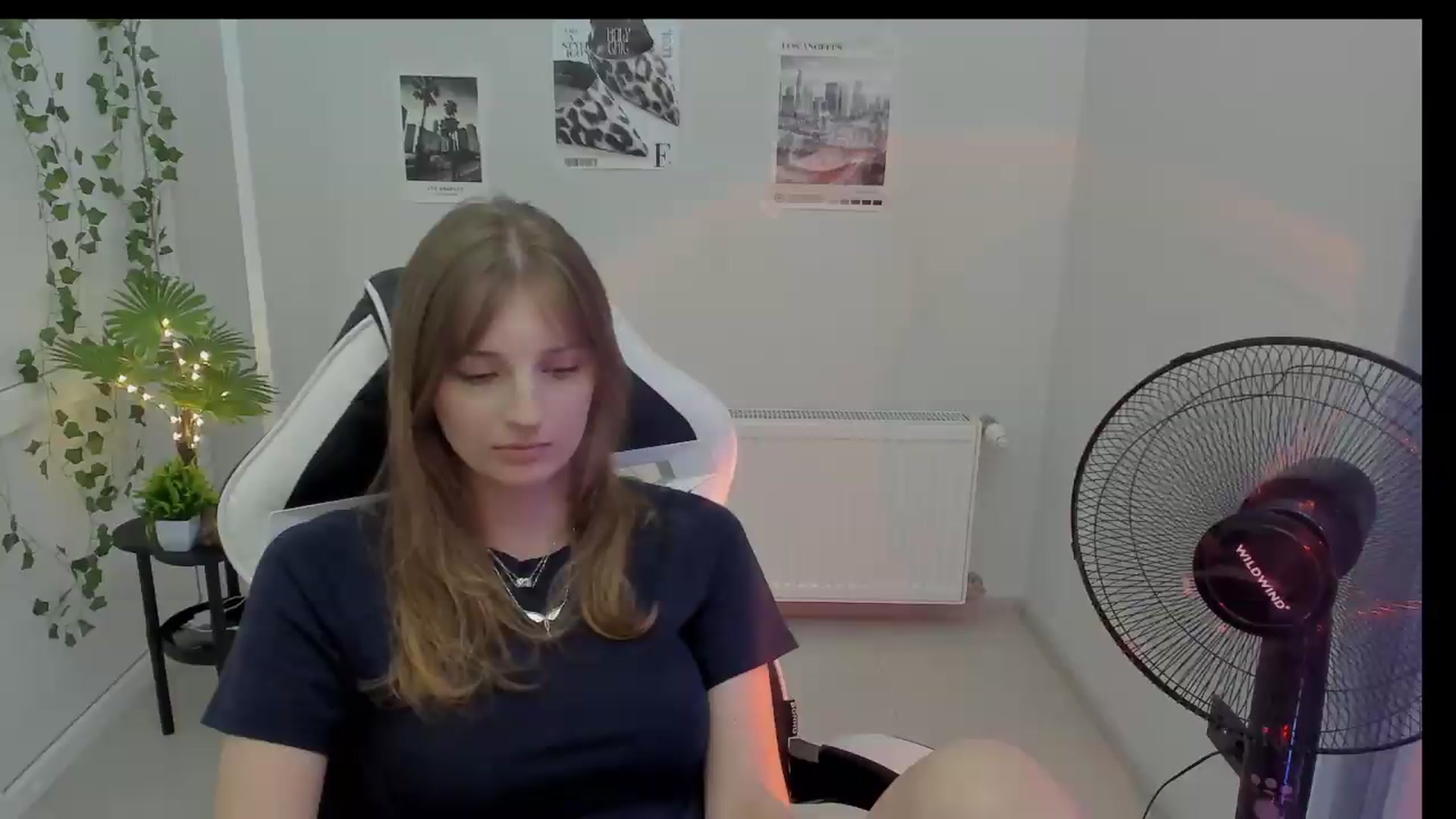 Gallery image thumbnail from Lissa_Stars's myfreecams stream on, 08/17/2026, 15:42 image 11 of 20
