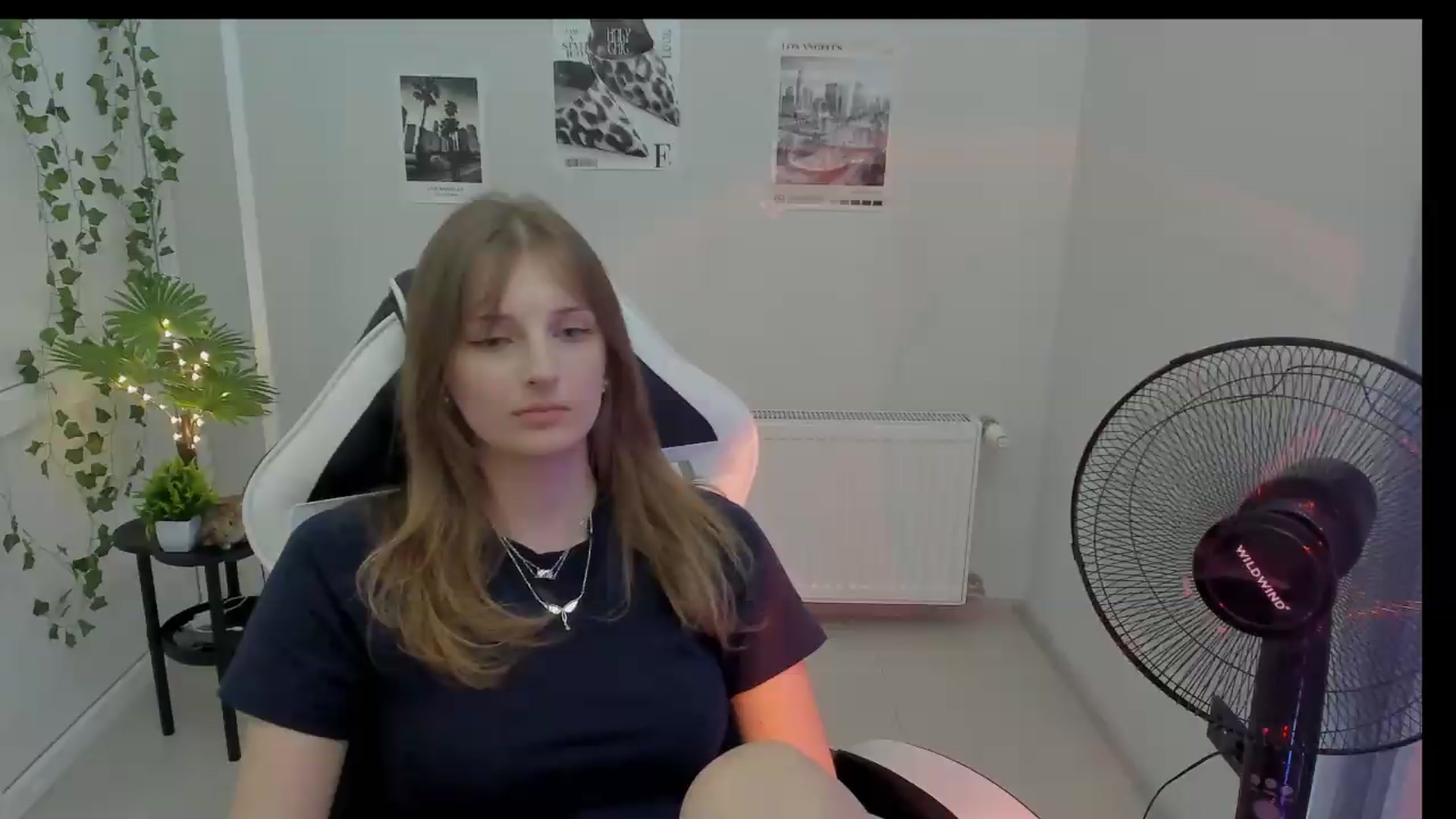 Gallery image thumbnail from Lissa_Stars's myfreecams stream on, 08/17/2026, 15:42 image 9 of 20