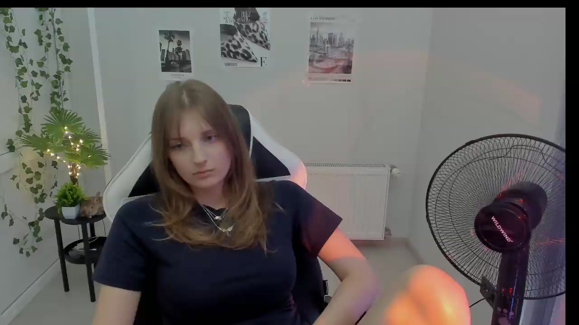 Gallery image thumbnail from Lissa_Stars's myfreecams stream on, 08/17/2026, 15:42 image 5 of 20