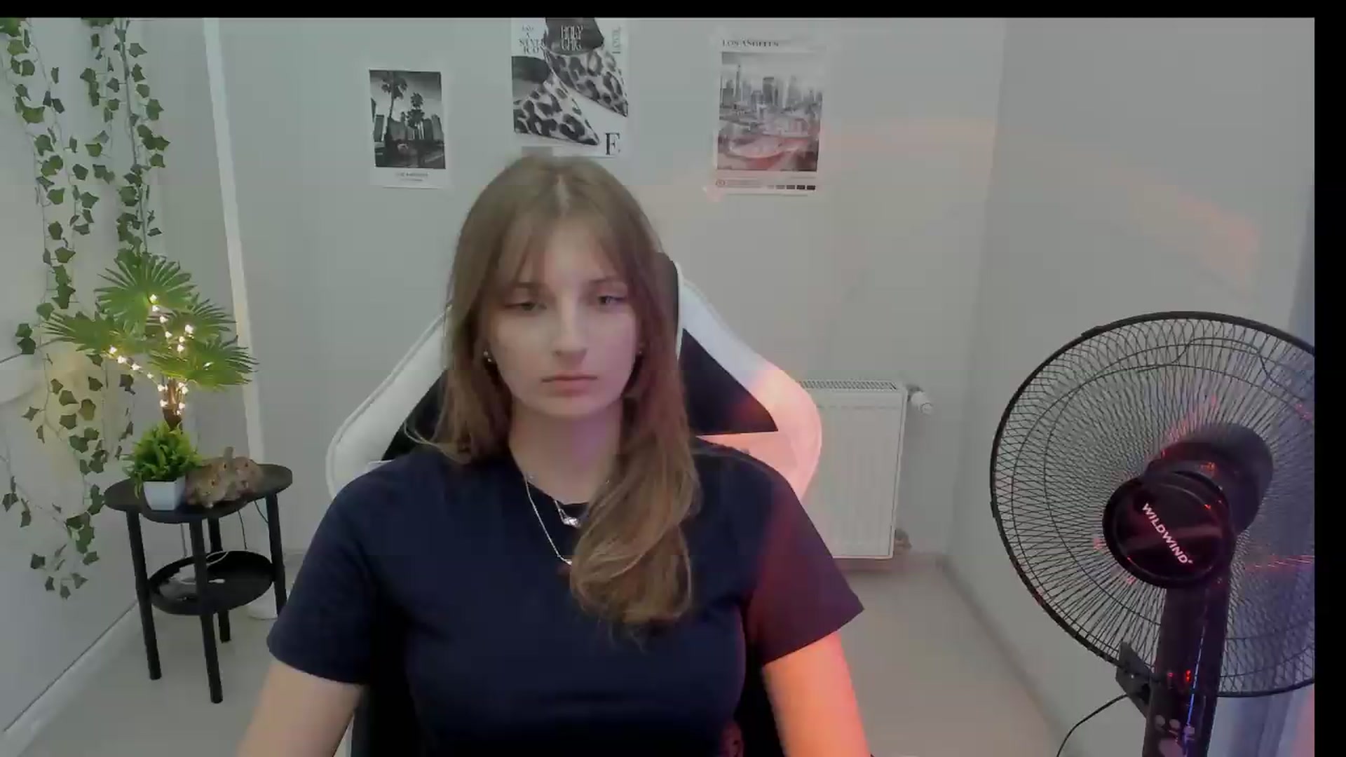 Gallery image thumbnail from Lissa_Stars's myfreecams stream on, 08/17/2026, 15:42 image 17 of 20