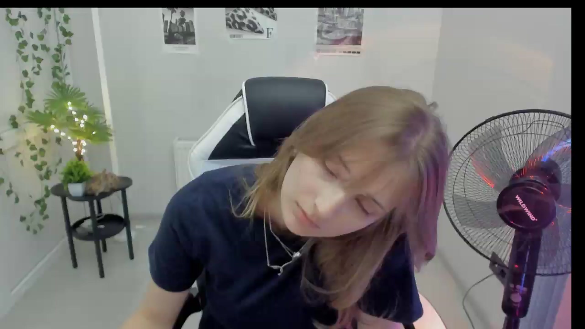 Gallery image thumbnail from Lissa_Stars's myfreecams stream on, 08/17/2026, 17:45 image 13 of 20