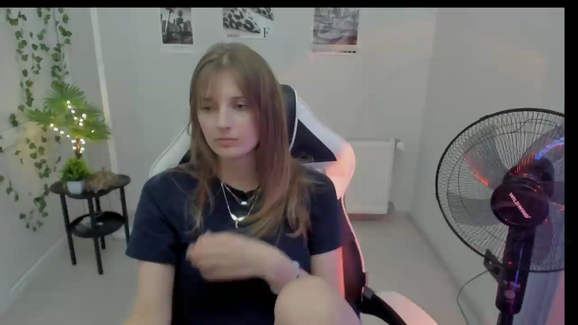 Gallery image thumbnail from Lissa_Stars's myfreecams stream on, 08/17/2026, 17:45 image 5 of 20