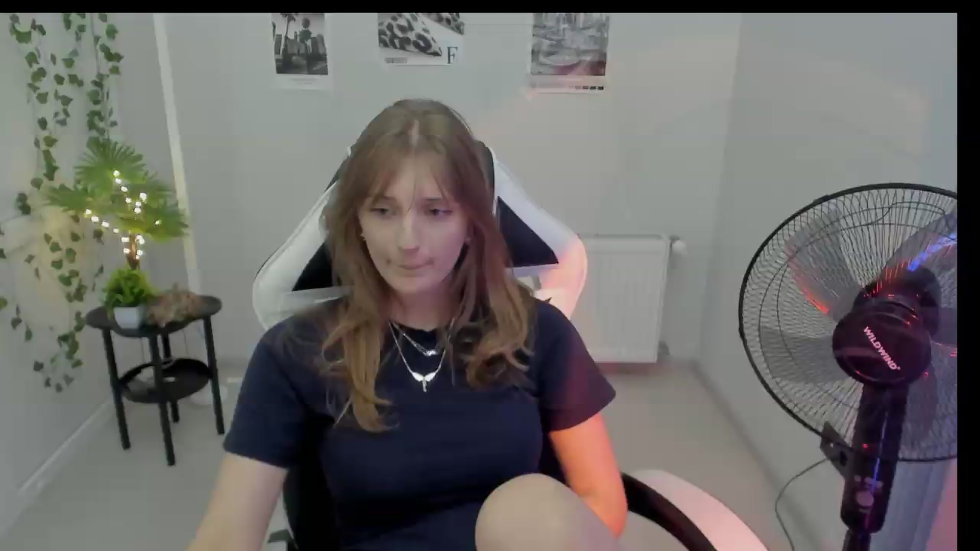 Gallery image thumbnail from Lissa_Stars's myfreecams stream on, 08/17/2026, 17:45 image 16 of 20