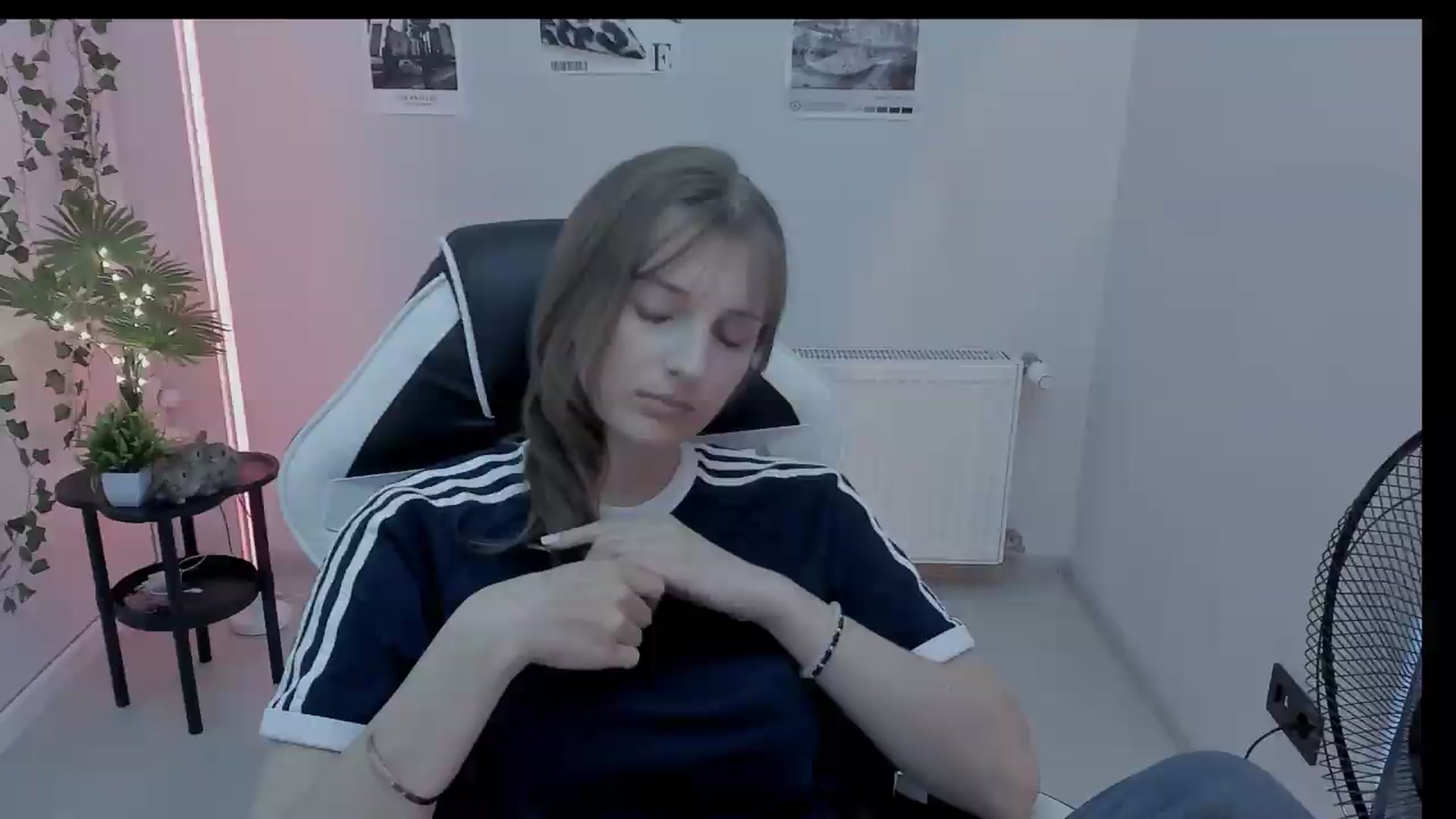 Gallery image thumbnail from Lissa_Stars's myfreecams stream on, 08/20/2026, 14:54 image 12 of 20