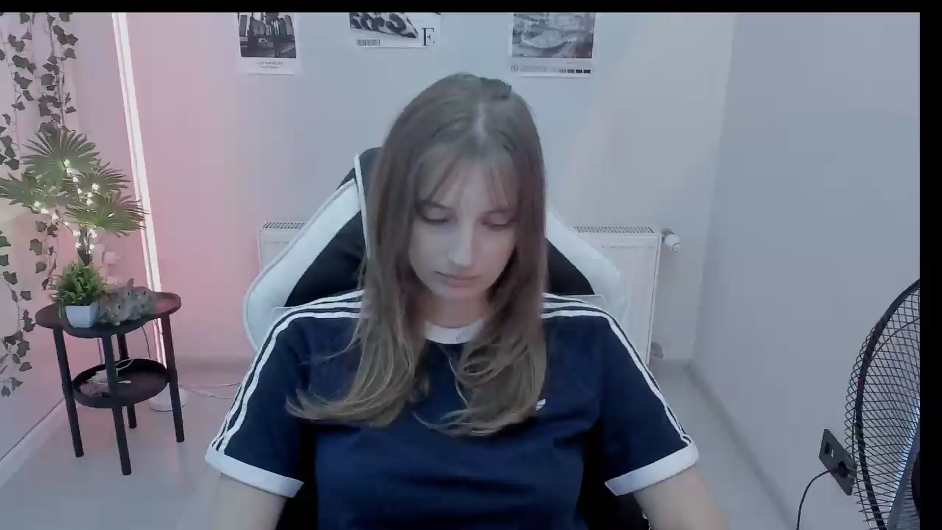 Gallery image thumbnail from Lissa_Stars's myfreecams stream on, 08/20/2026, 14:54 image 3 of 20