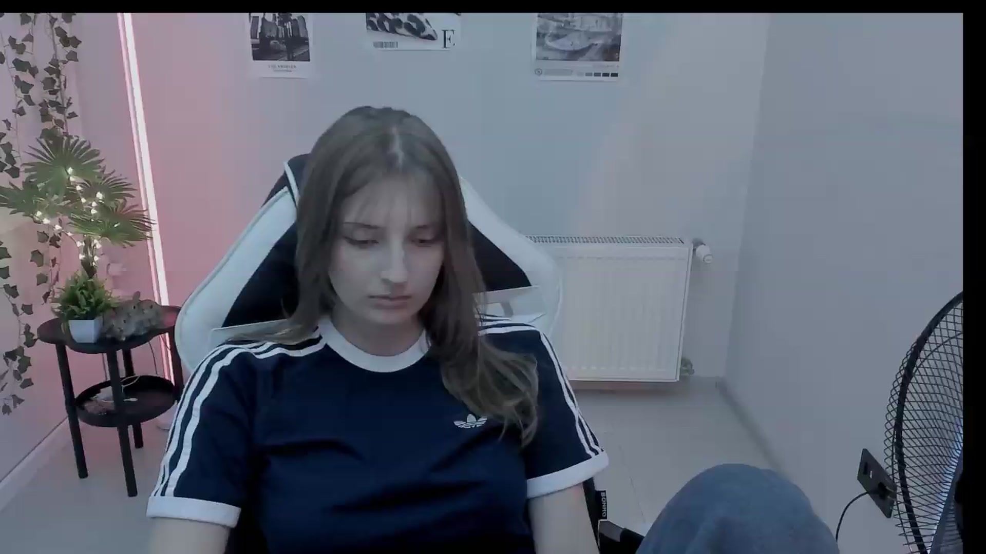 Gallery image thumbnail from Lissa_Stars's myfreecams stream on, 08/20/2026, 14:54 image 20 of 20