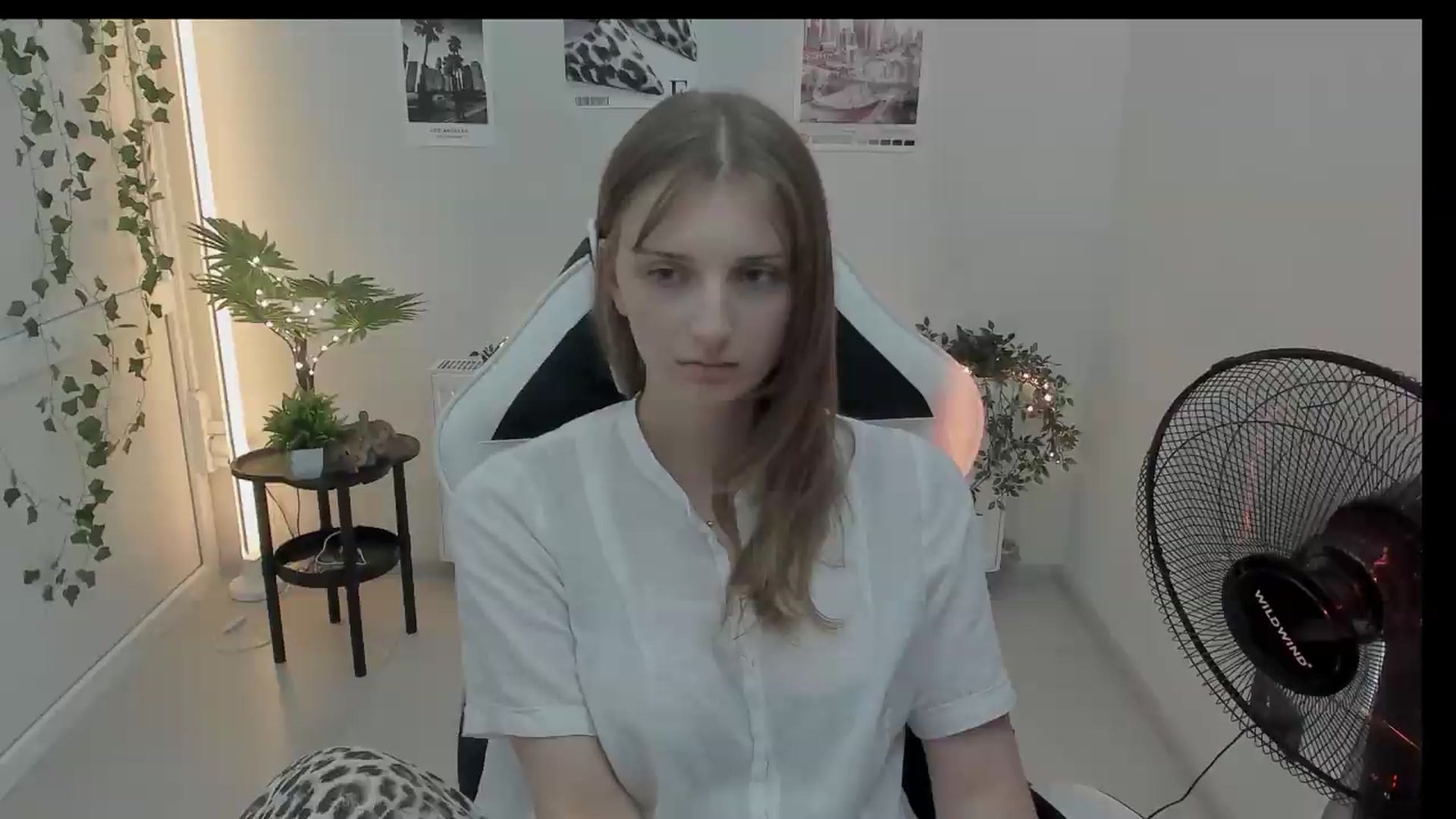 Gallery image thumbnail from Lissa_Stars's myfreecams stream on, 09/01/2026, 11:19 image 12 of 20