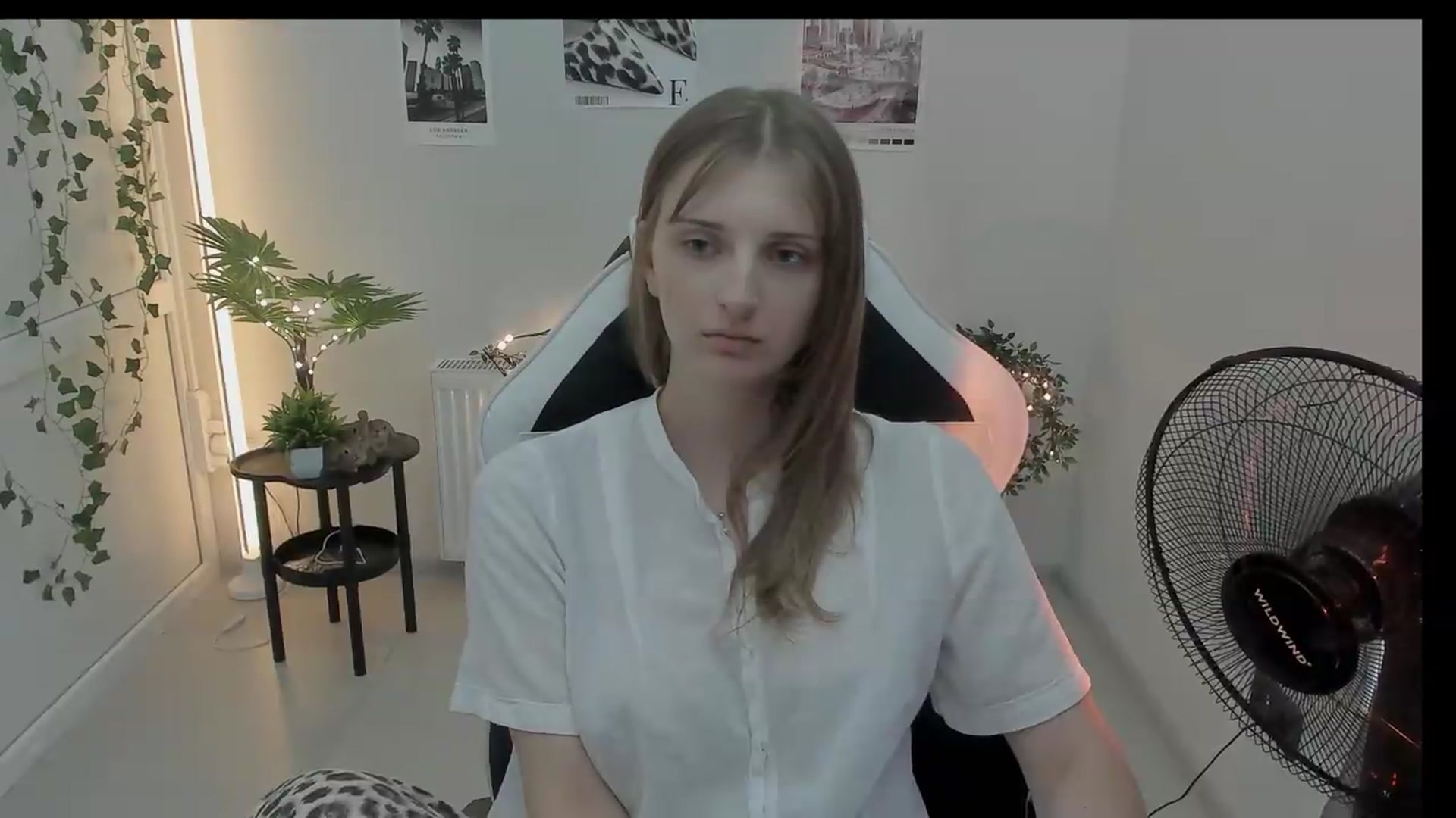 Gallery image thumbnail from Lissa_Stars's myfreecams stream on, 09/01/2026, 11:19 image 14 of 20