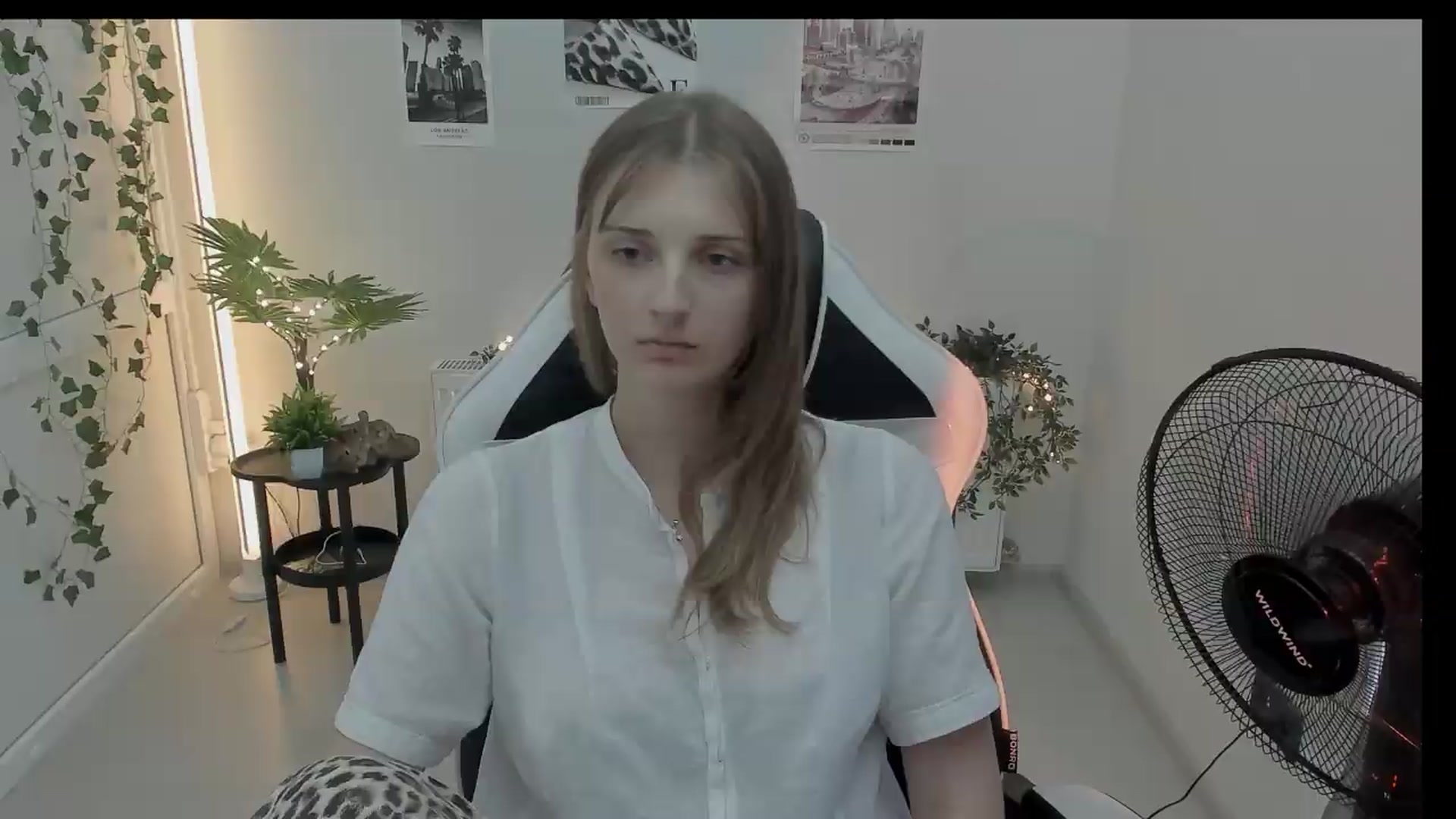 Gallery image thumbnail from Lissa_Stars's myfreecams stream on, 09/01/2026, 11:19 image 13 of 20