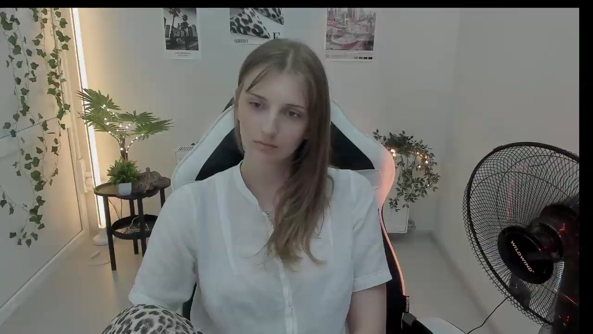 Gallery image thumbnail from Lissa_Stars's myfreecams stream on, 09/01/2026, 11:19 image 9 of 20