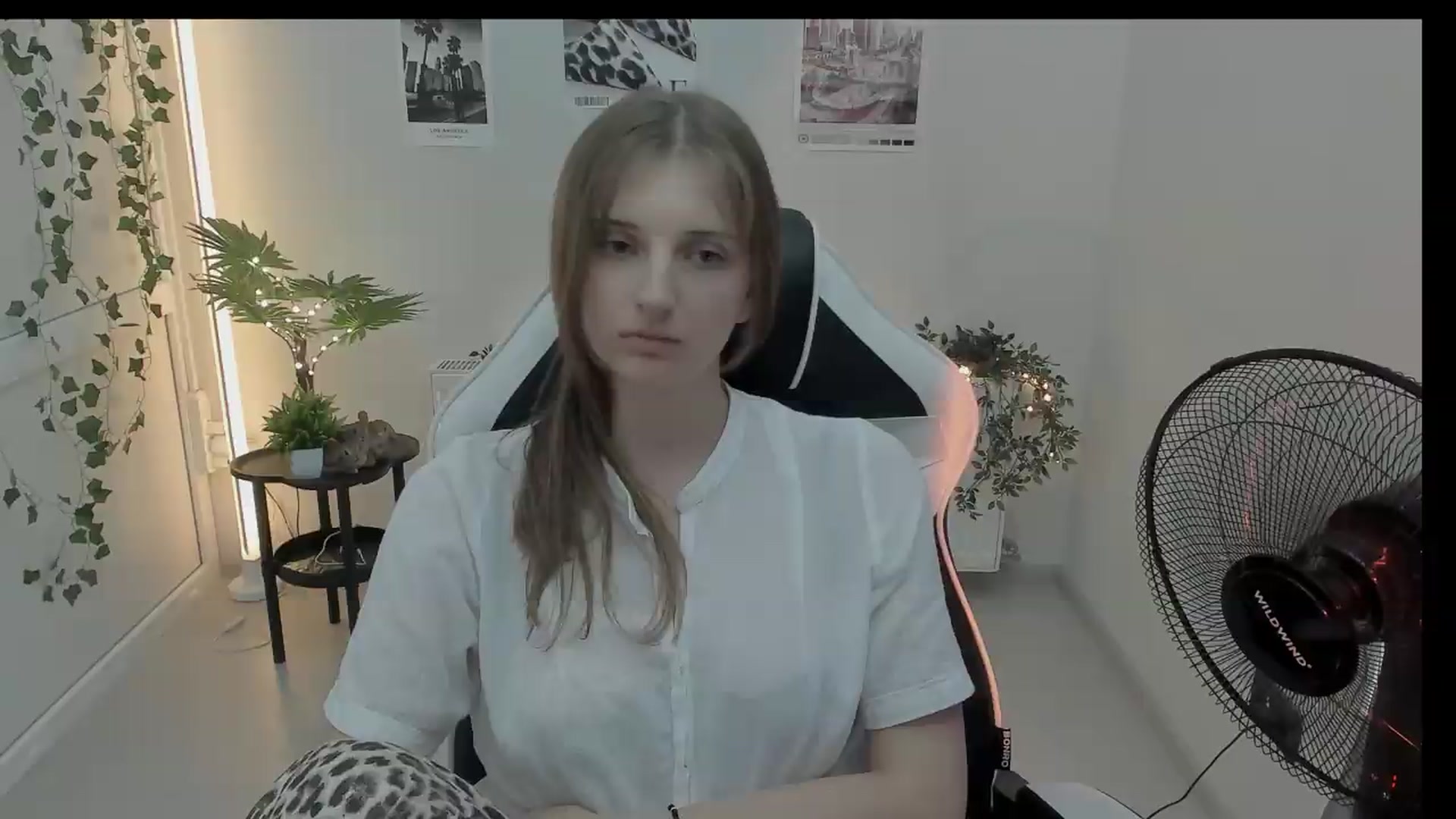 Gallery image thumbnail from Lissa_Stars's myfreecams stream on, 09/01/2026, 11:19 image 7 of 20