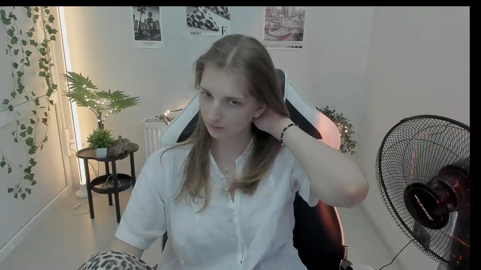 Gallery image thumbnail from Lissa_Stars's myfreecams stream on, 09/01/2026, 11:19 image 20 of 20
