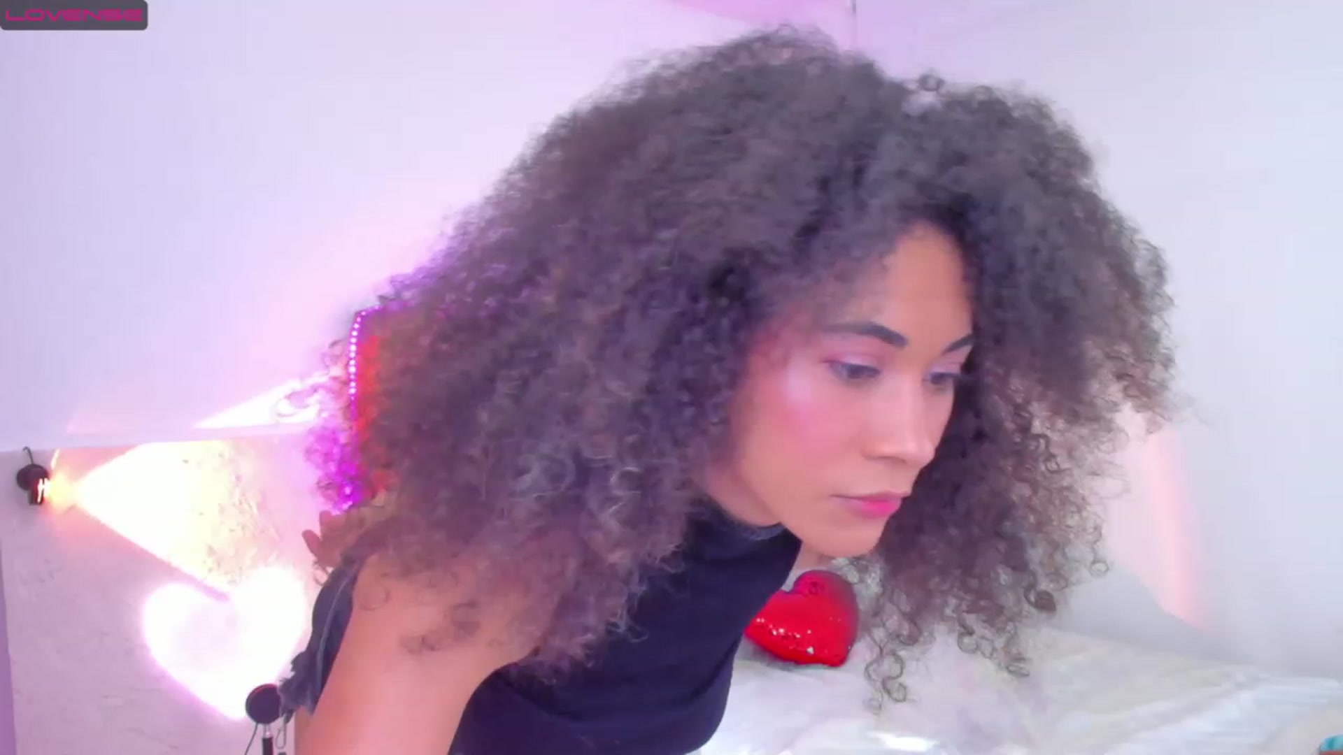 Gallery image thumbnail from Lissa_sexy22's myfreecams stream on, 02/13/2023, 04:36 image 7 of 20