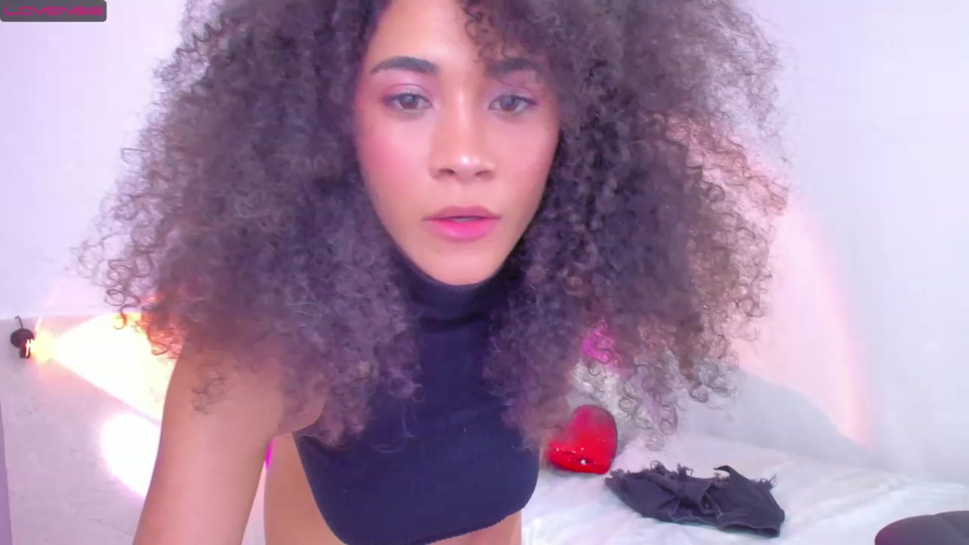Gallery image thumbnail from Lissa_sexy22's myfreecams stream on, 02/13/2023, 06:26 image 4 of 20