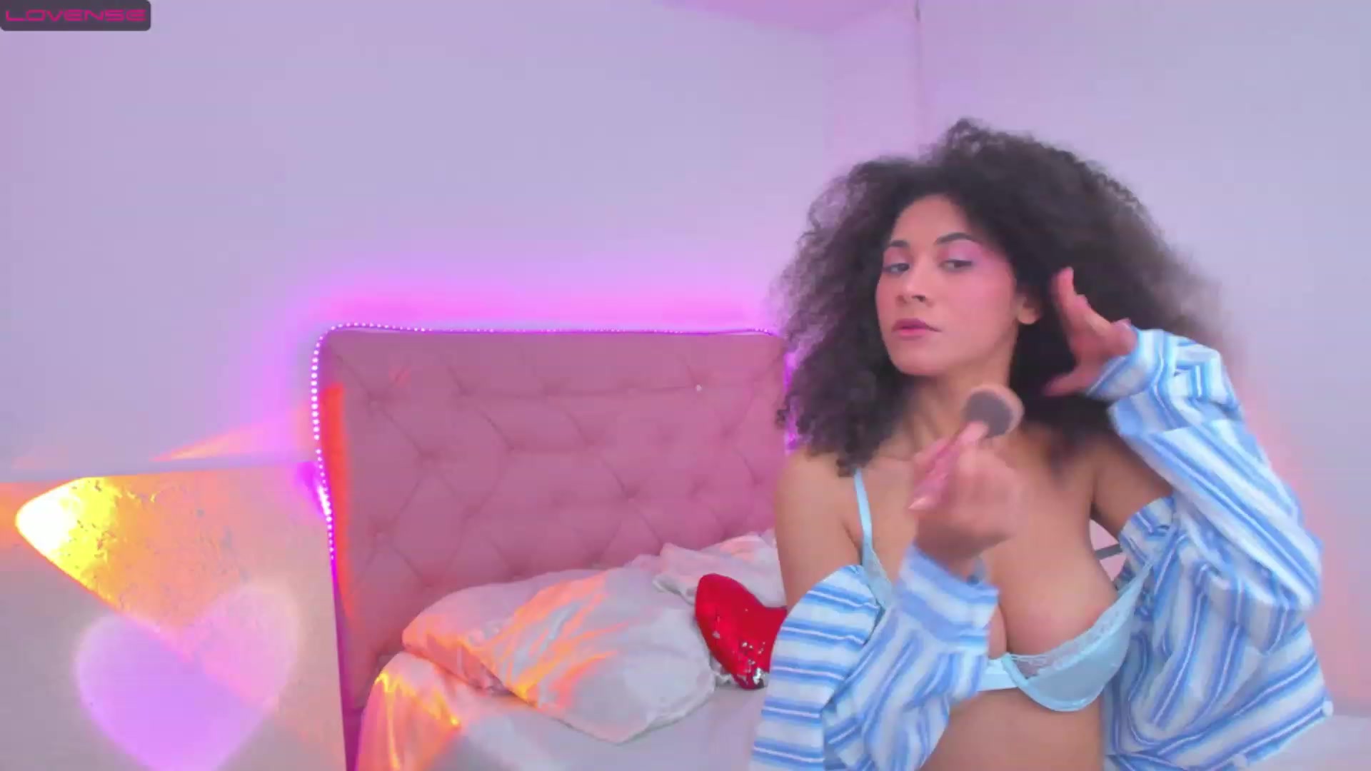 Gallery image thumbnail from Lissa_sexy22's myfreecams stream on, 03/15/2023, 05:44 image 3 of 20