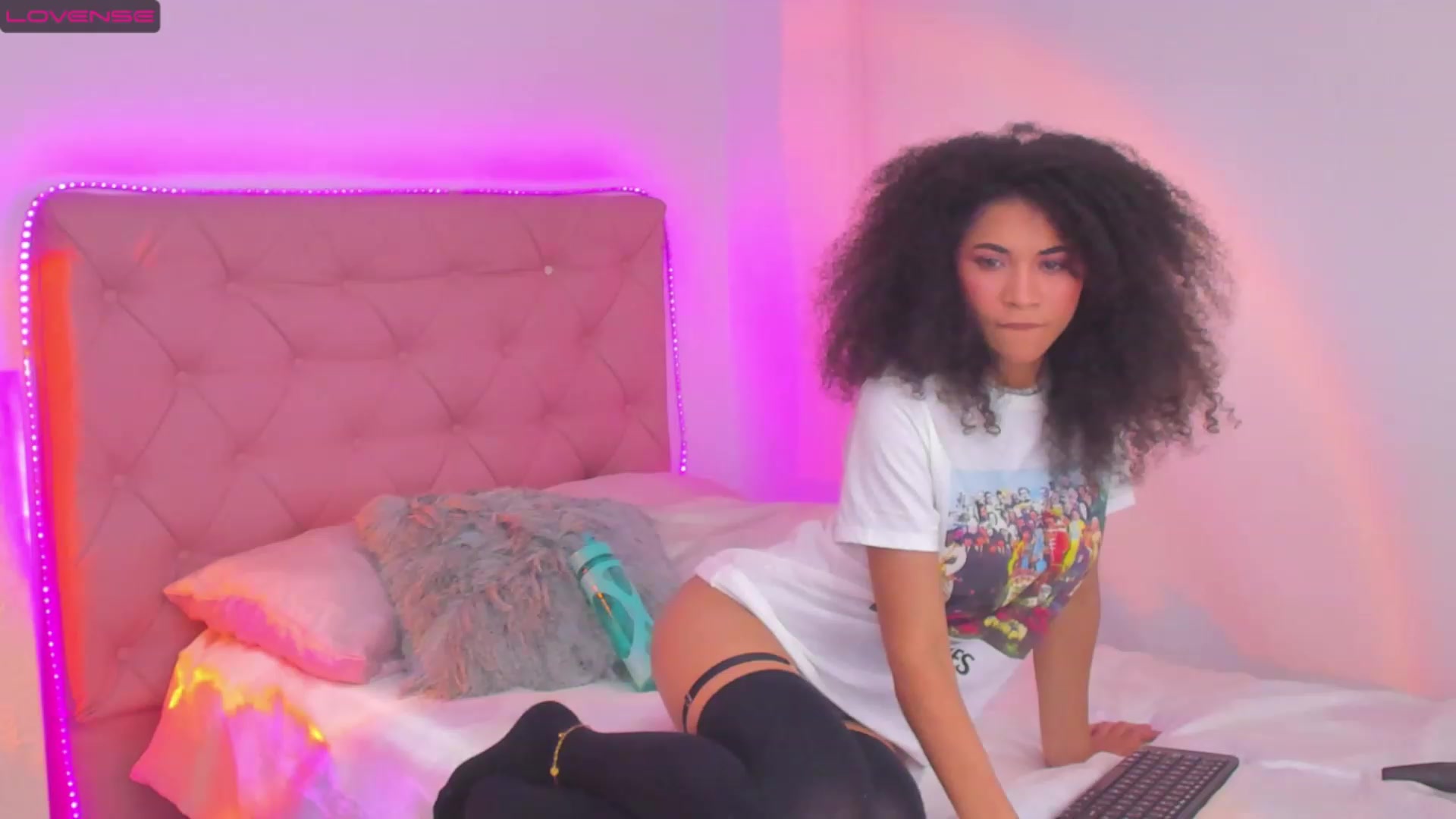 Gallery image thumbnail from Lissa_sexy22's myfreecams stream on, 03/24/2023, 06:11 image 18 of 20