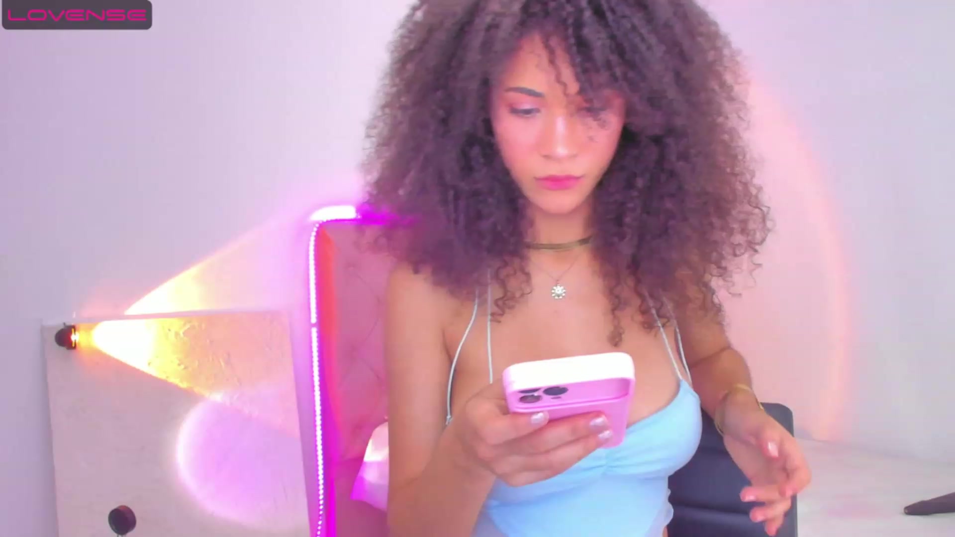 Gallery image thumbnail from Lissa_sexy22's myfreecams stream on, 05/04/2023, 04:41 image 18 of 20