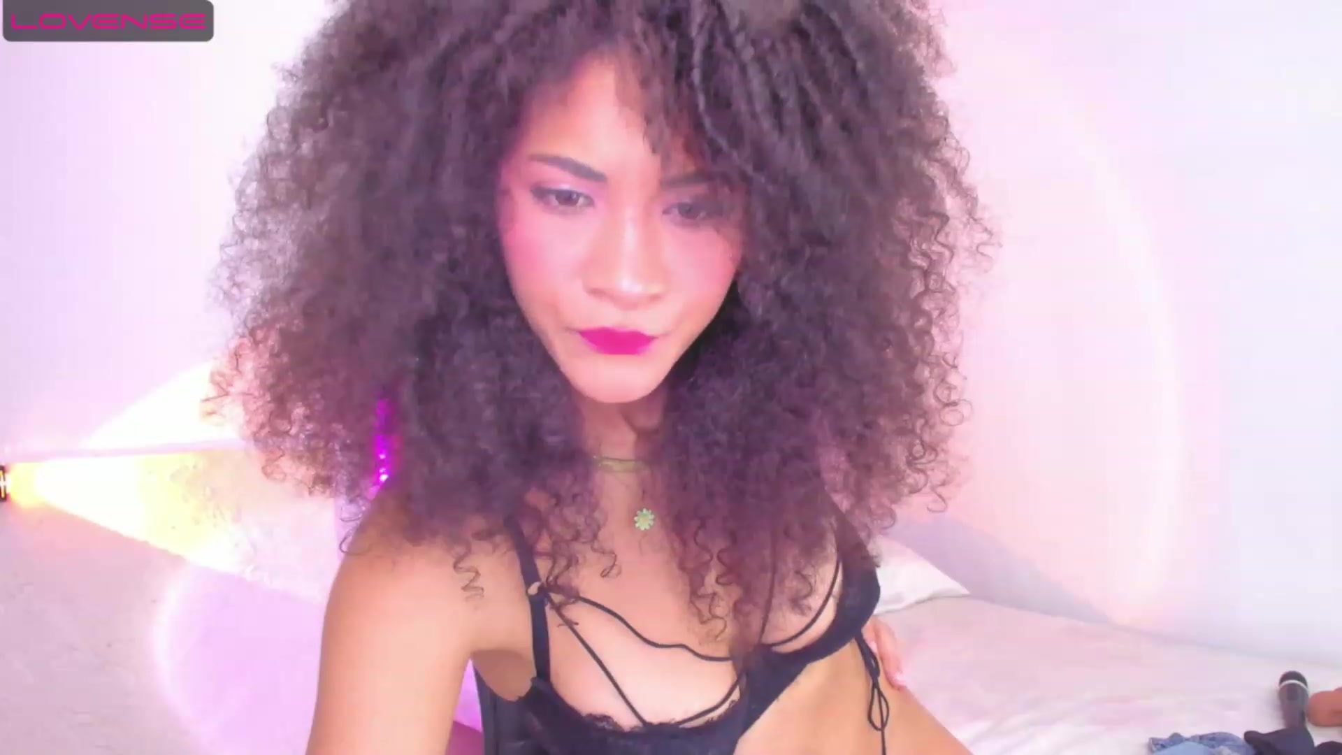 Gallery image thumbnail from Lissa_sexy22's myfreecams stream on, 05/05/2023, 04:53 image 5 of 20
