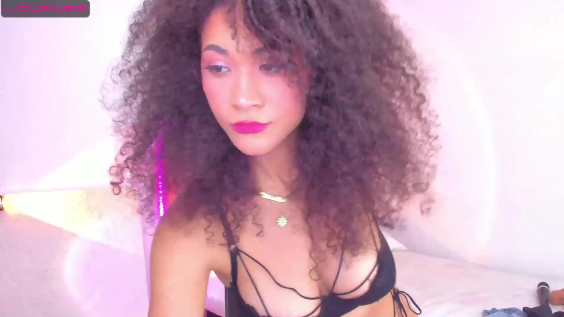 Gallery image thumbnail from Lissa_sexy22's myfreecams stream on, 05/05/2023, 04:53 image 7 of 20