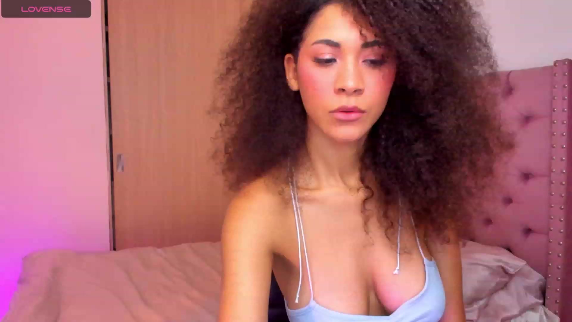 Gallery image thumbnail from Lissa_sexy22's myfreecams stream on, 09/30/2023, 05:13 image 19 of 20