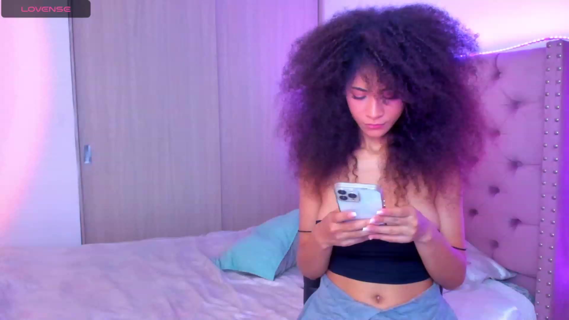 Gallery image thumbnail from Lissa_sexy22's myfreecams stream on, 11/08/2023, 04:06 image 2 of 20