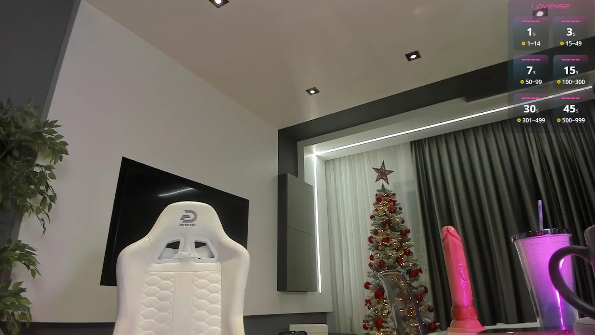 Gallery image thumbnail from Lissababe1's myfreecams stream on, 12/25/2024, 21:53 image 8 of 20