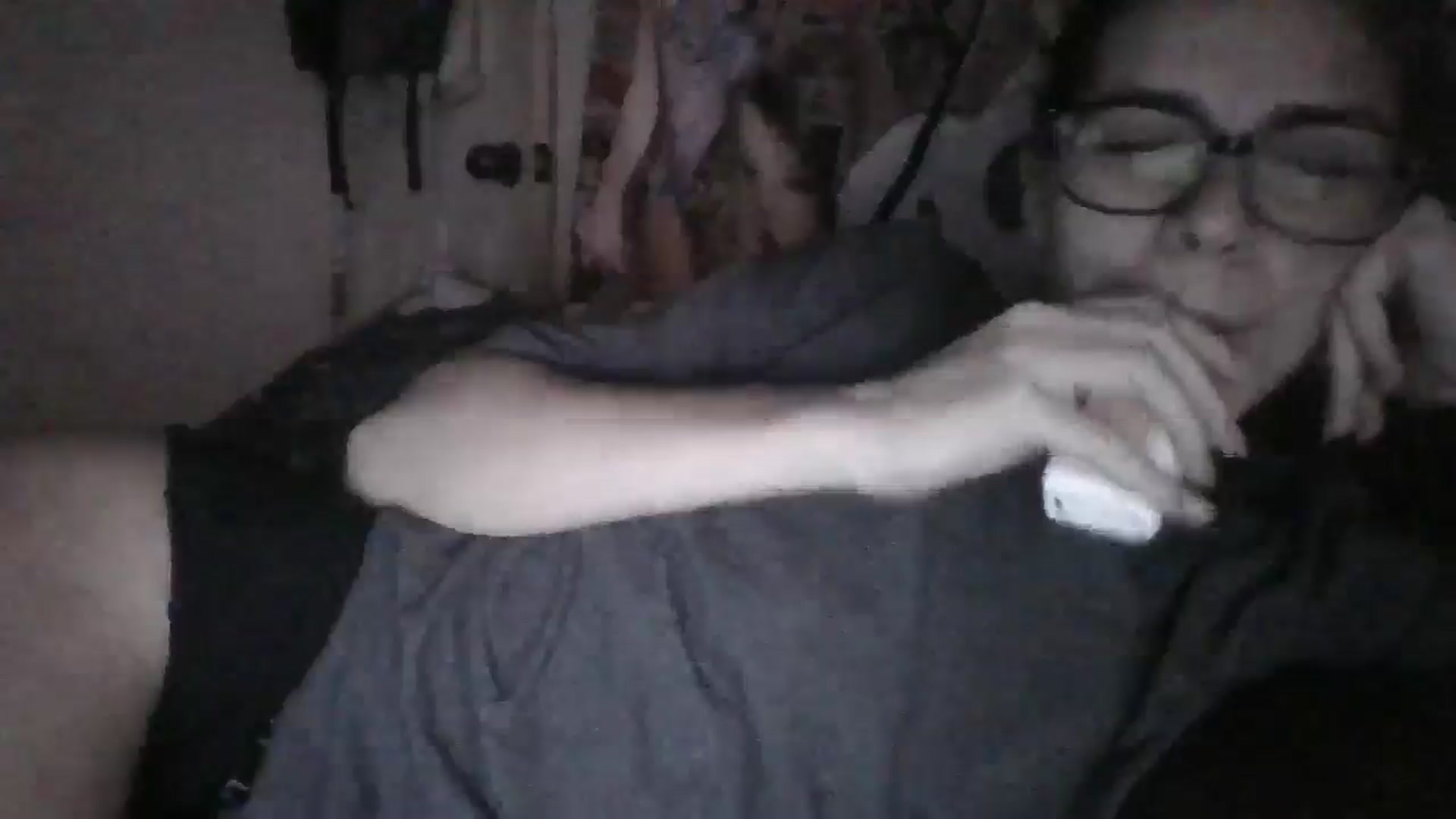 Gallery image thumbnail from LissyJ's myfreecams stream on, 12/15/2024, 17:04 image 16 of 20
