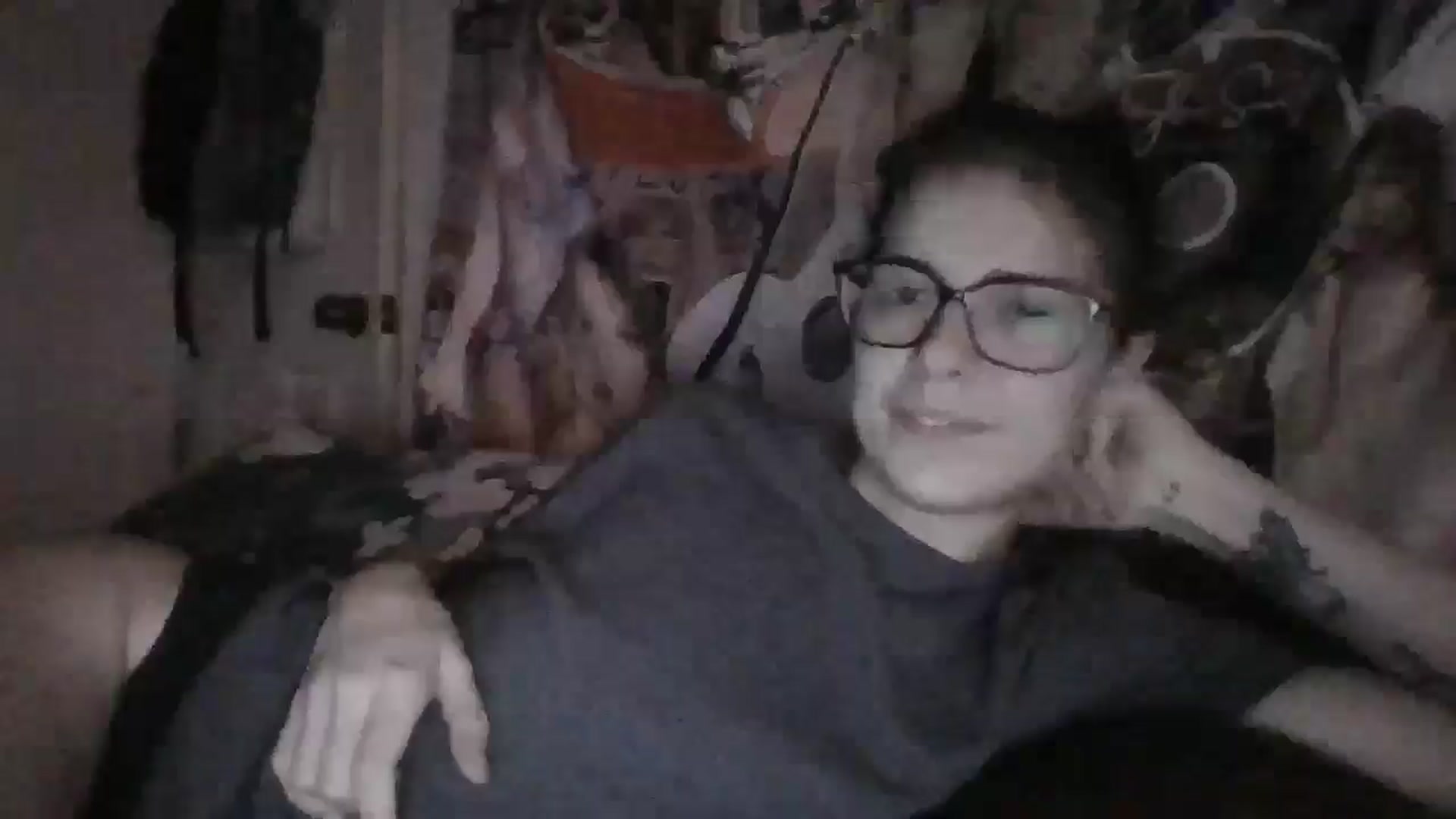 Gallery image thumbnail from LissyJ's myfreecams stream on, 12/15/2024, 17:04 image 13 of 20