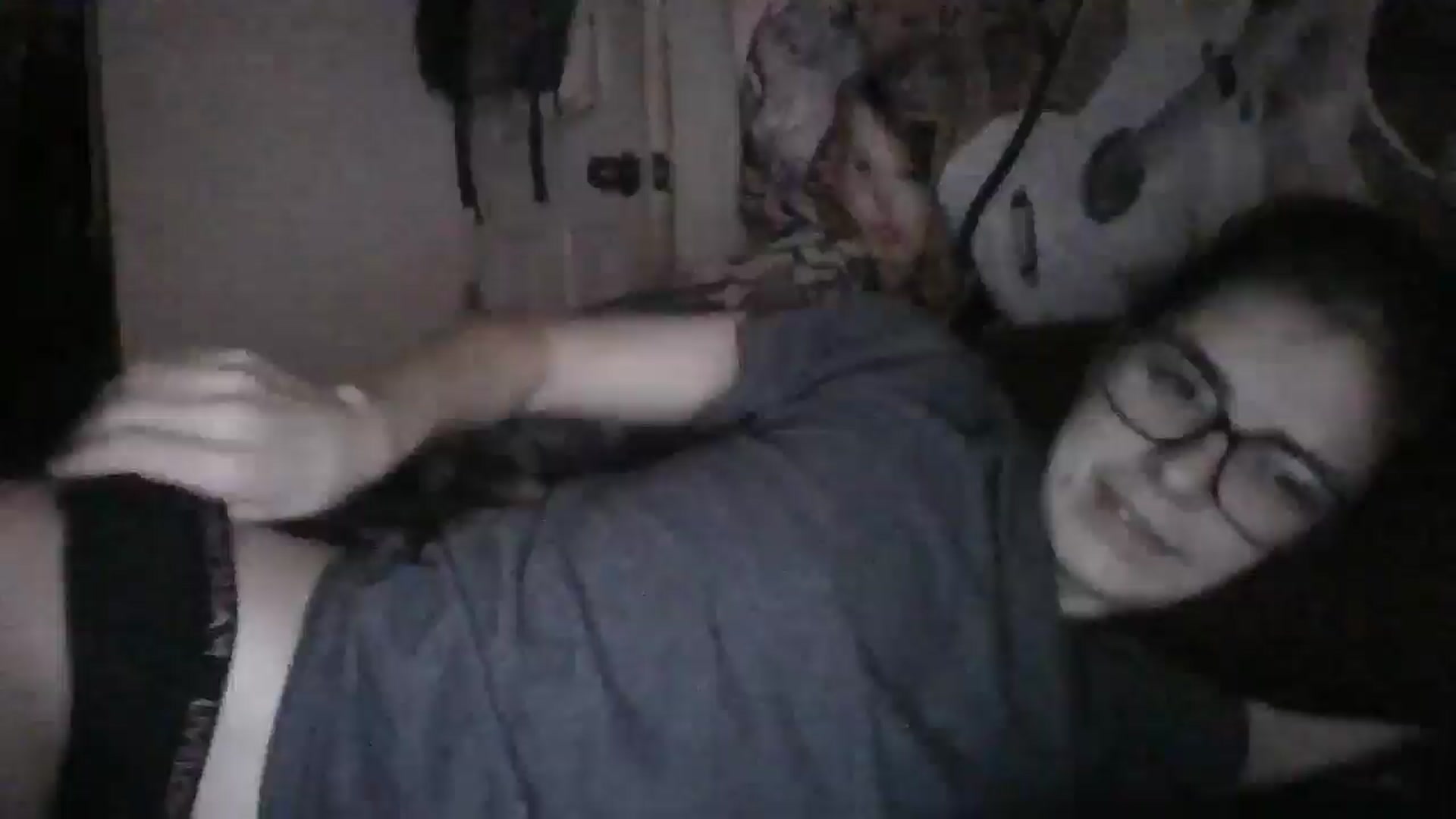 Gallery image thumbnail from LissyJ's myfreecams stream on, 12/15/2024, 17:28 image 12 of 20
