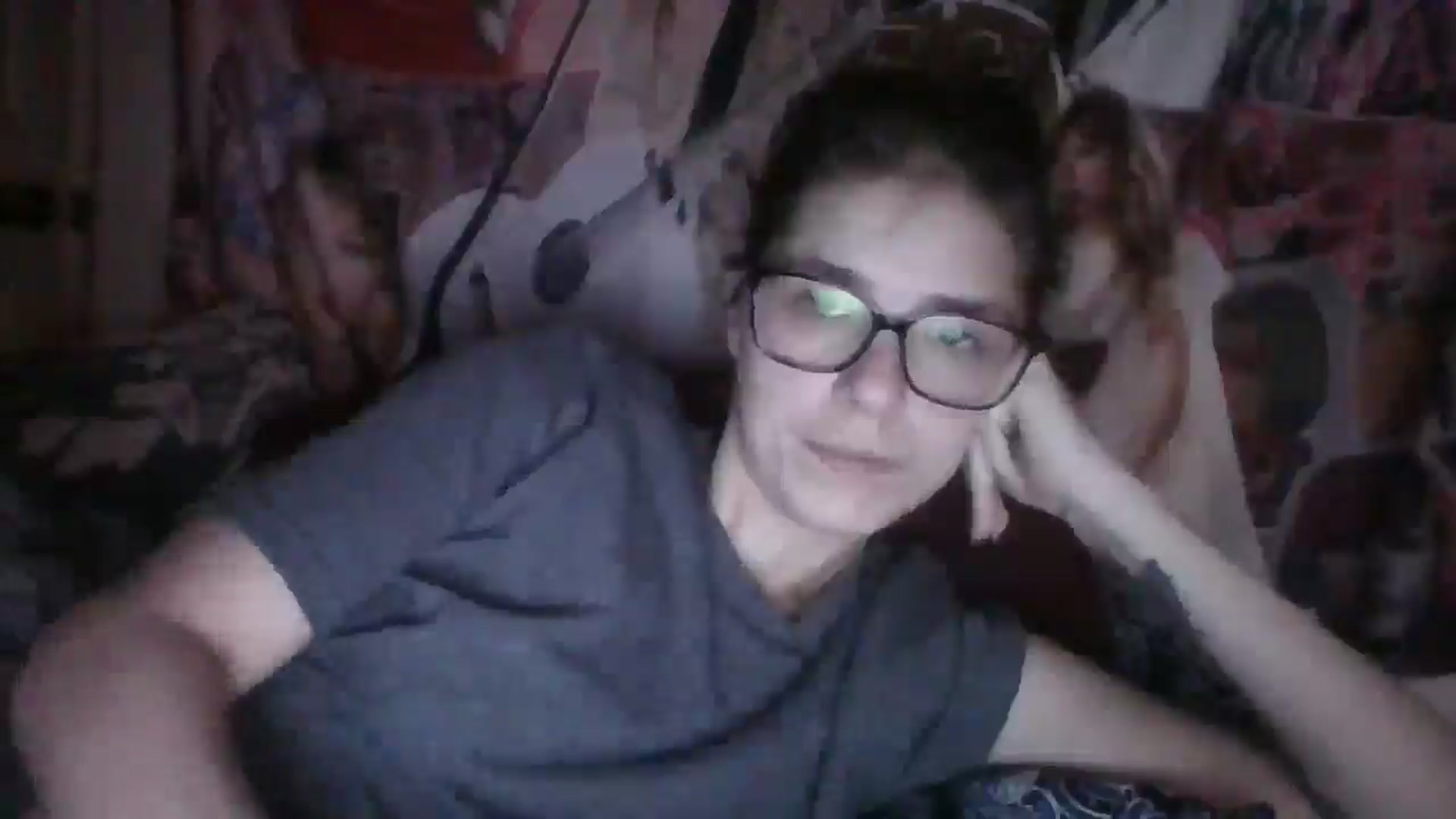 Gallery image thumbnail from LissyJ's myfreecams stream on, 12/15/2024, 18:11 image 5 of 20