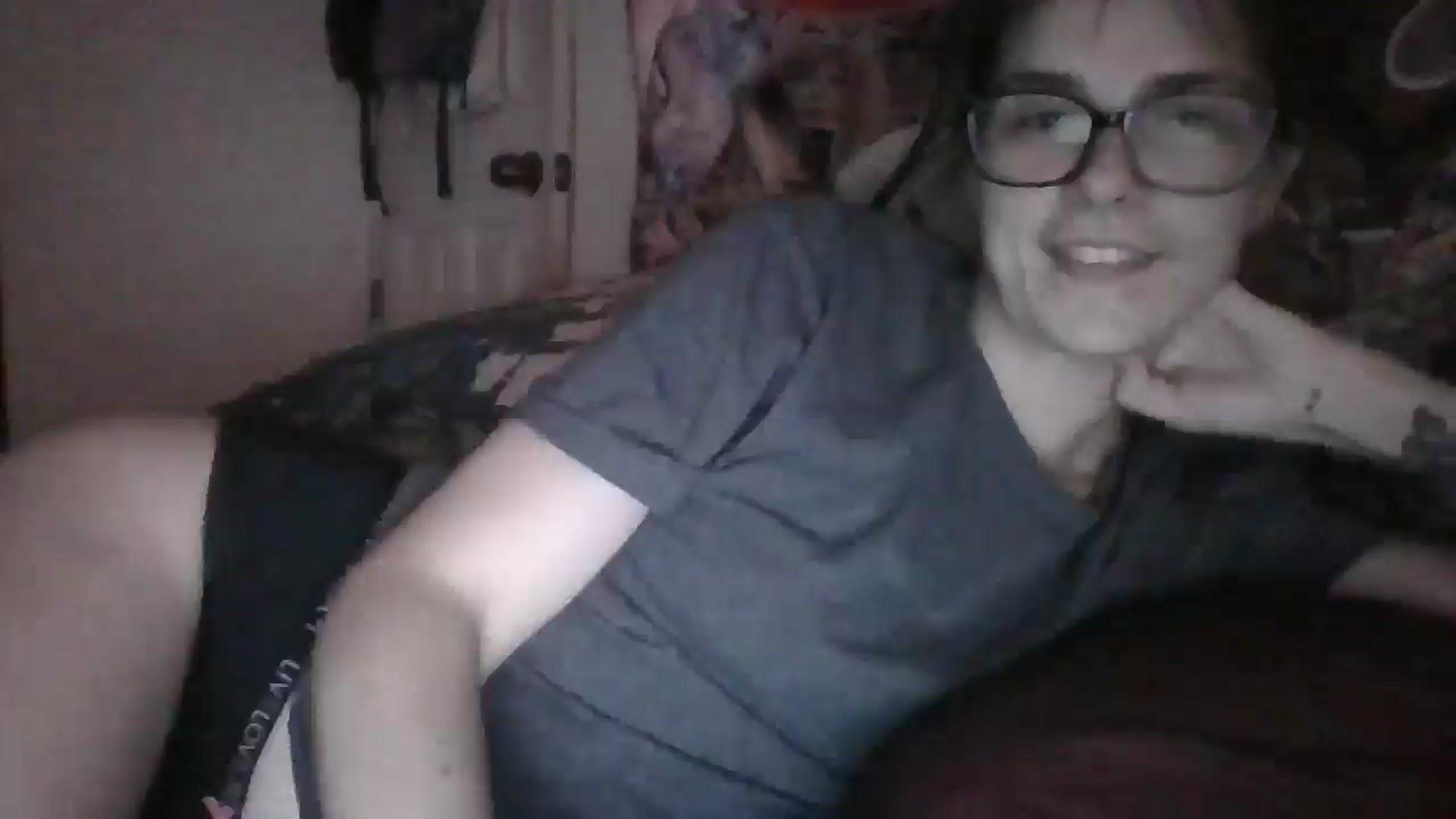 Gallery image thumbnail from LissyJ's myfreecams stream on, 12/15/2024, 18:34 image 13 of 20
