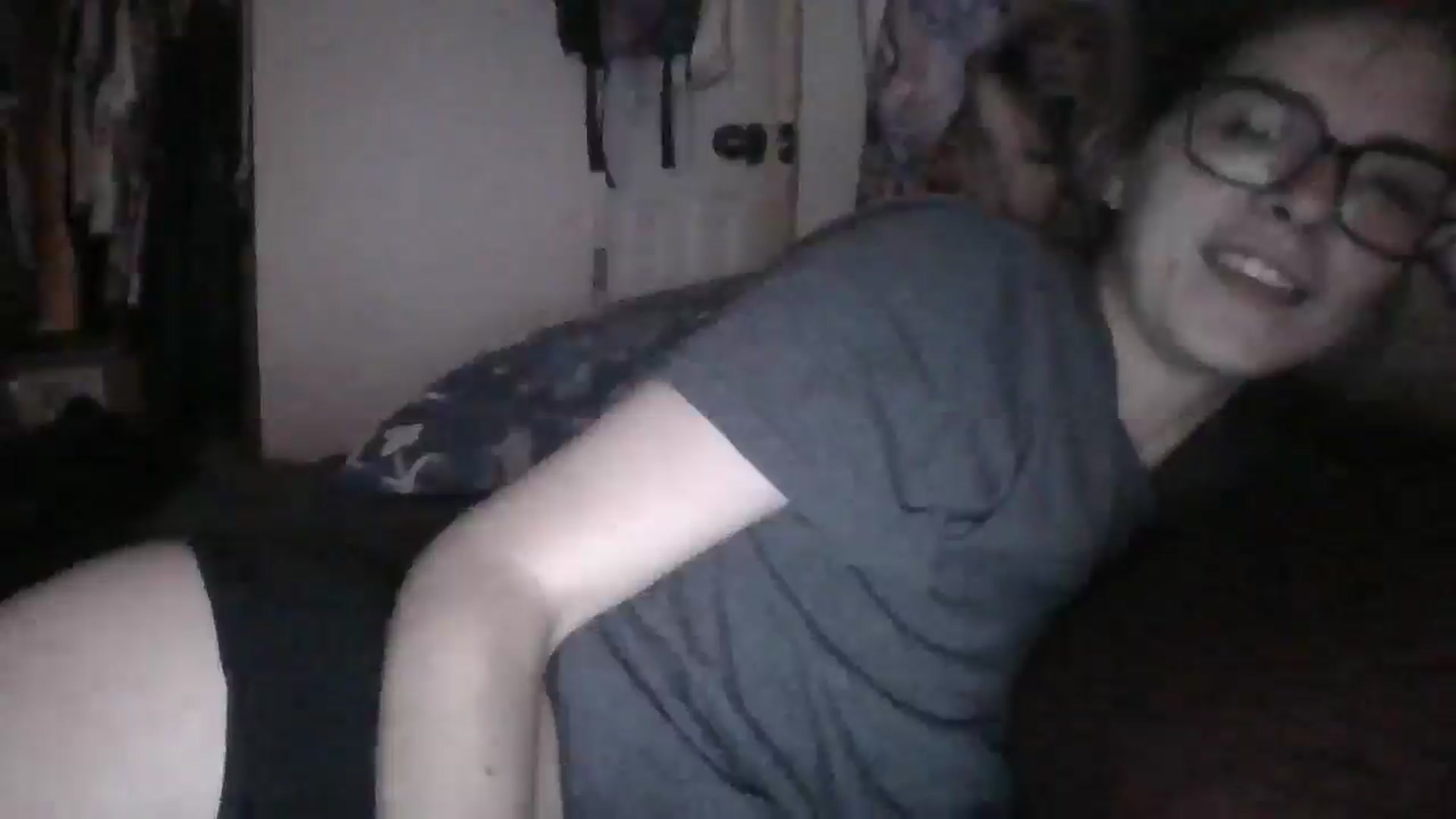 Gallery image thumbnail from LissyJ's myfreecams stream on, 12/15/2024, 18:34 image 7 of 20