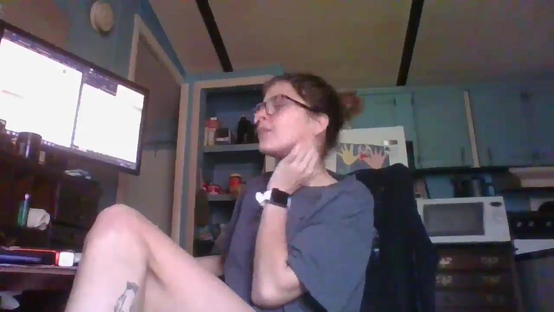 Gallery image thumbnail from LissyJ's myfreecams stream on, 12/16/2024, 17:21 image 8 of 20