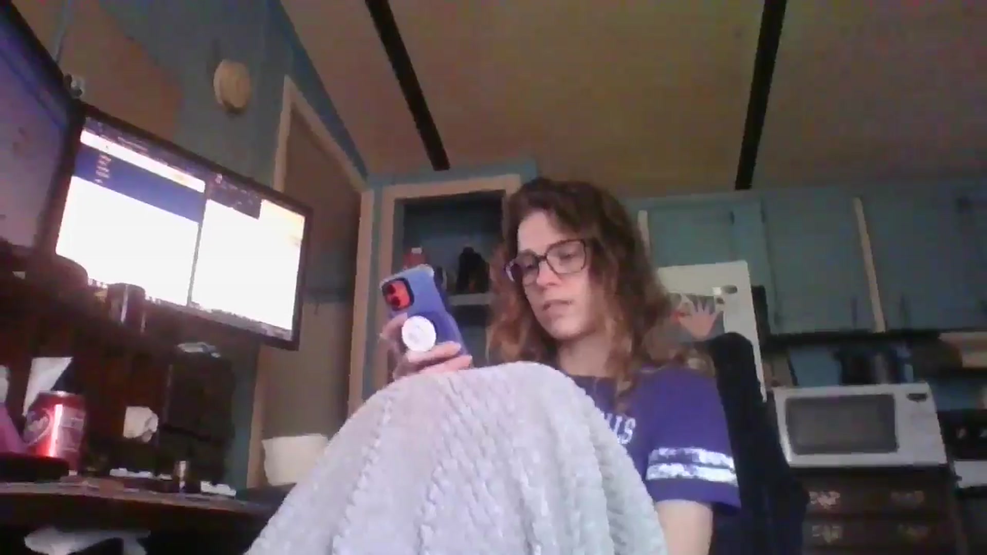 Gallery image thumbnail from LissyJ's myfreecams stream on, 12/16/2024, 19:15 image 8 of 20
