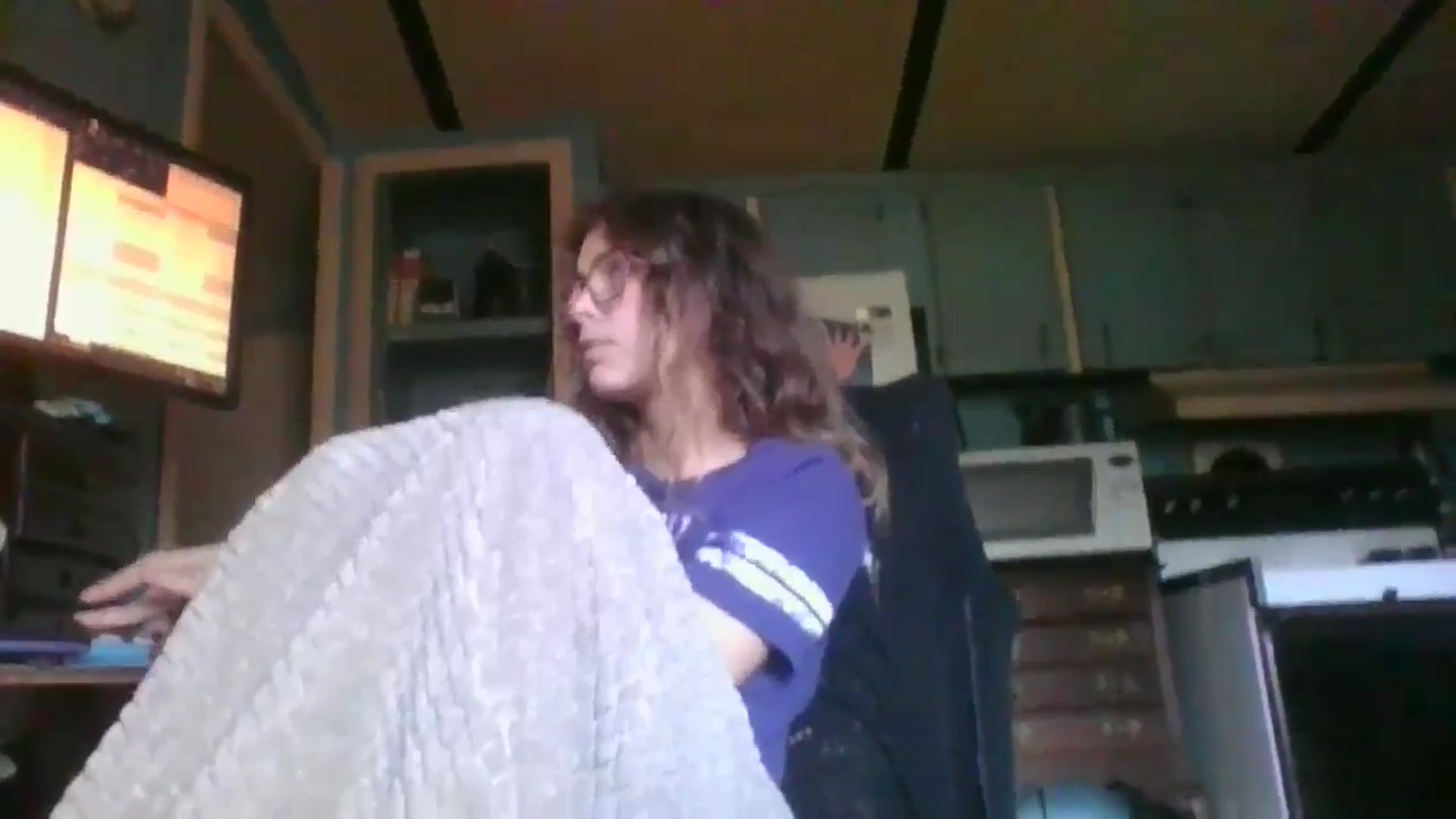 Gallery image thumbnail from LissyJ's myfreecams stream on, 12/16/2024, 19:46 image 17 of 20