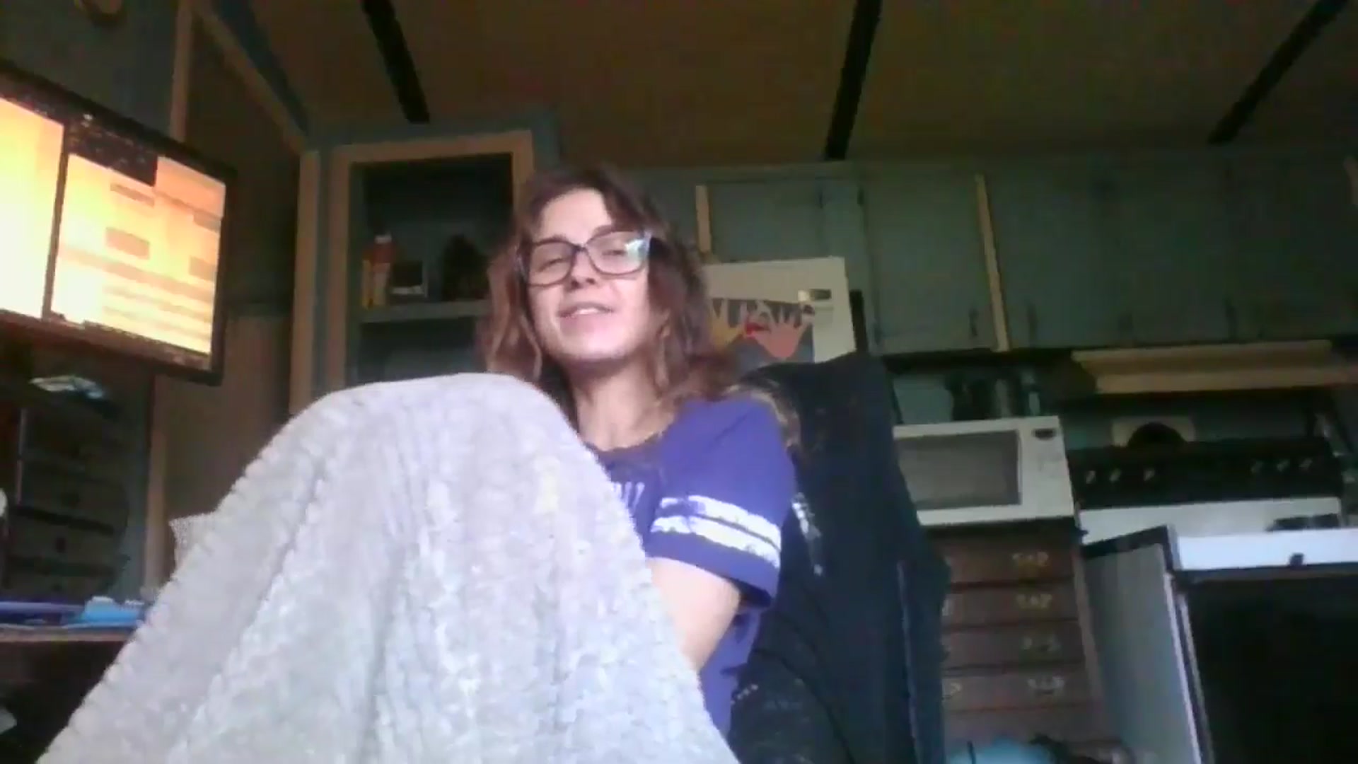 Gallery image thumbnail from LissyJ's myfreecams stream on, 12/16/2024, 19:46 image 19 of 20