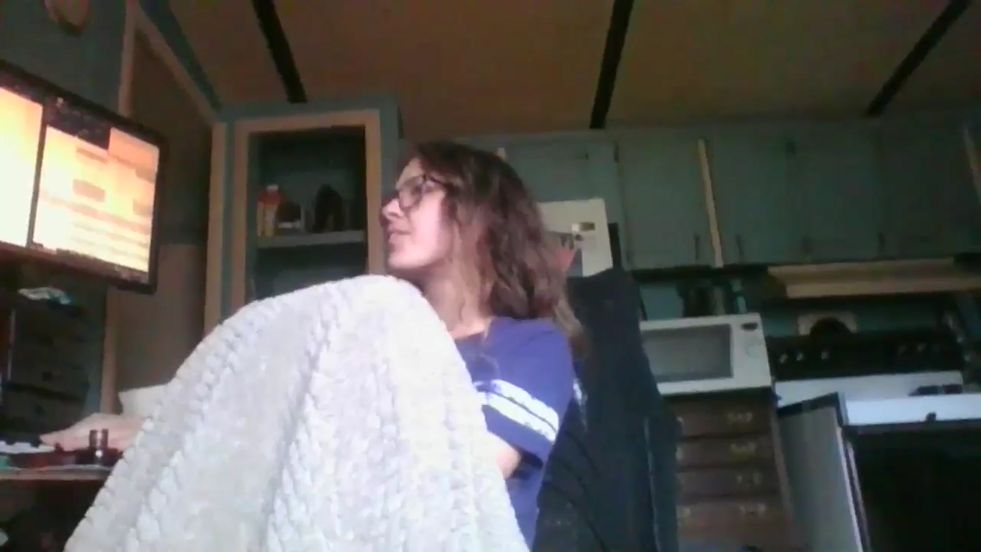 Gallery image thumbnail from LissyJ's myfreecams stream on, 12/16/2024, 19:46 image 8 of 20