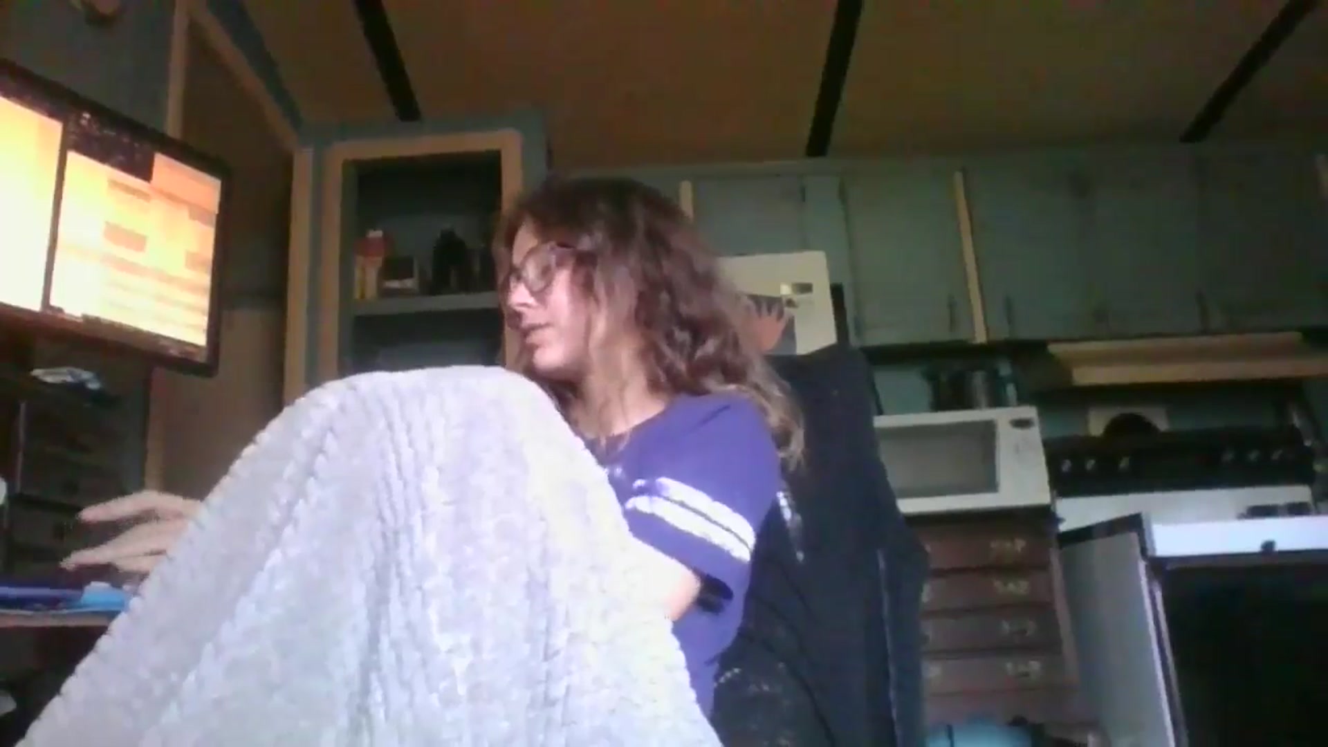 Gallery image thumbnail from LissyJ's myfreecams stream on, 12/16/2024, 19:46 image 18 of 20
