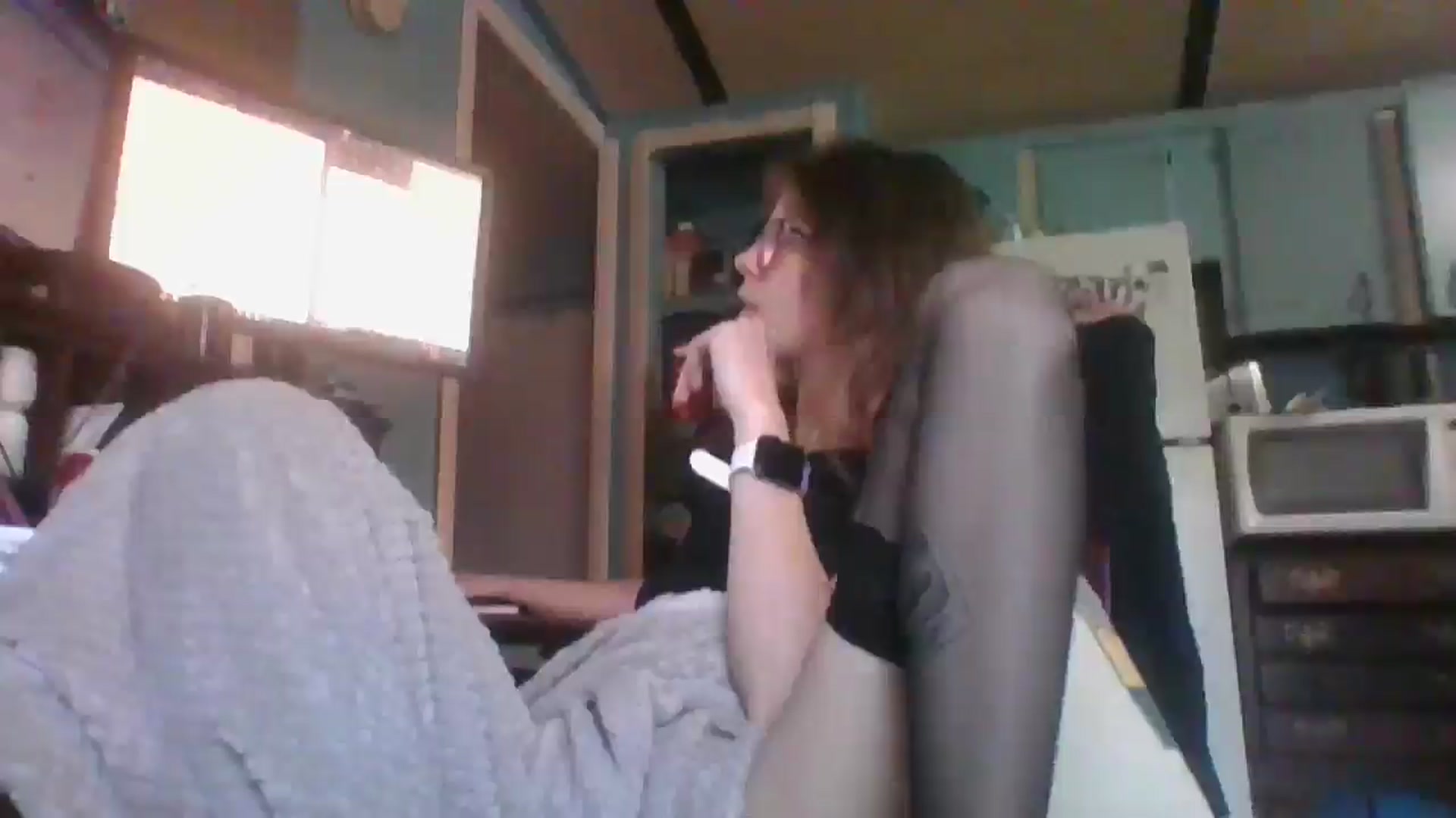Gallery image thumbnail from LissyJ's myfreecams stream on, 12/18/2024, 16:37 image 17 of 20