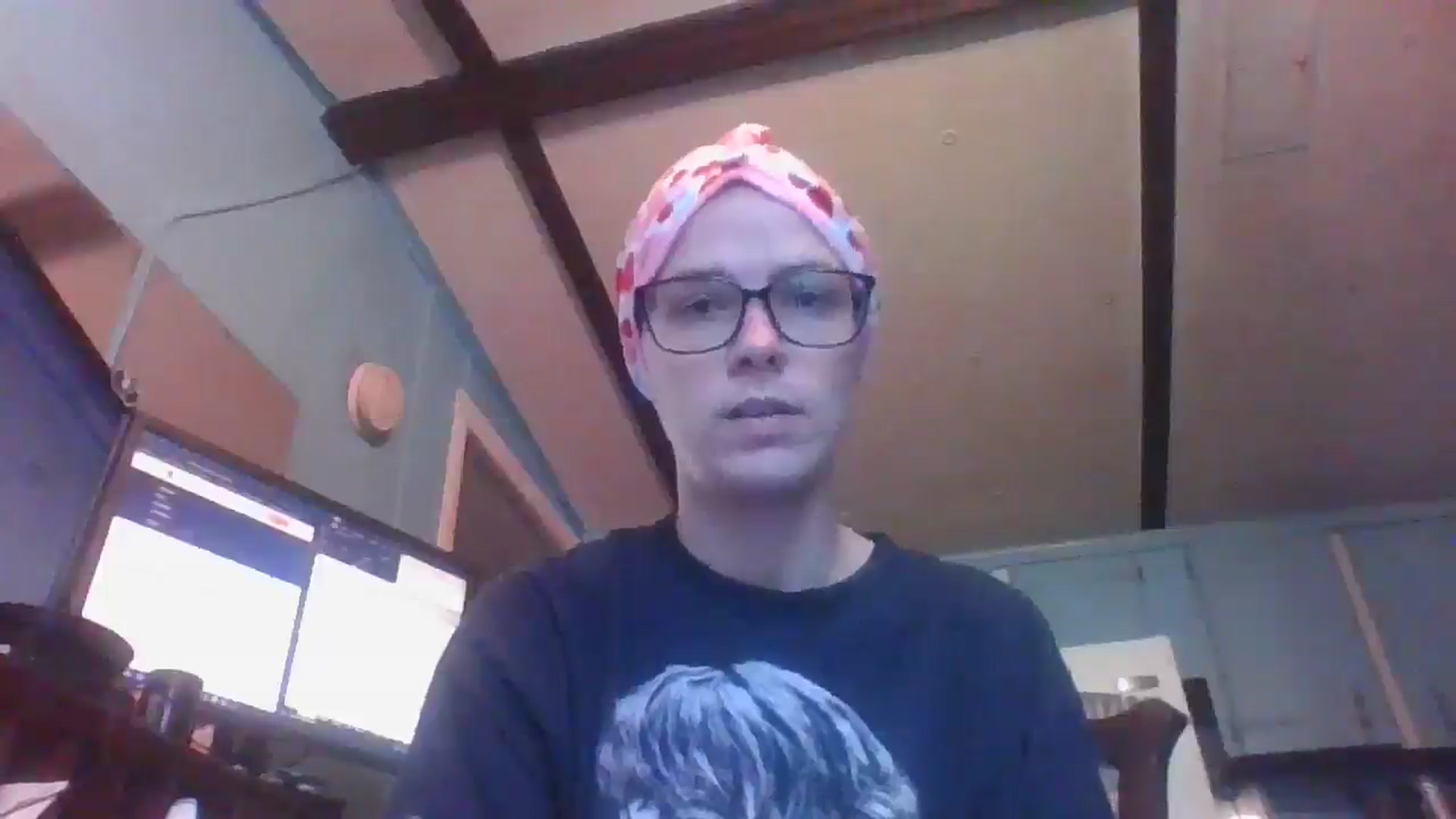 Gallery image thumbnail from LissyJ's myfreecams stream on, 12/19/2024, 15:23 image 9 of 20