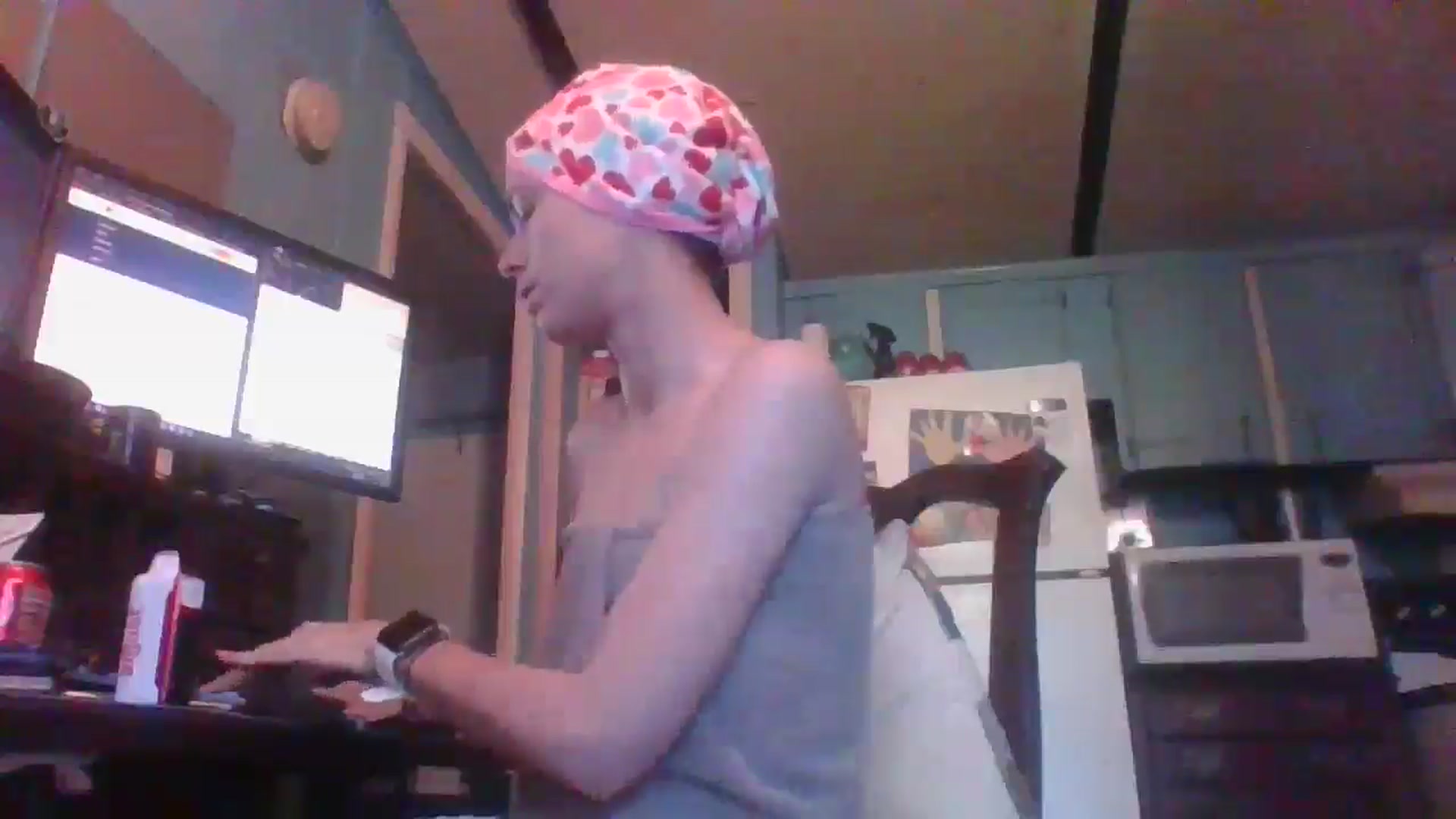 Gallery image thumbnail from LissyJ's myfreecams stream on, 12/19/2024, 15:23 image 8 of 20
