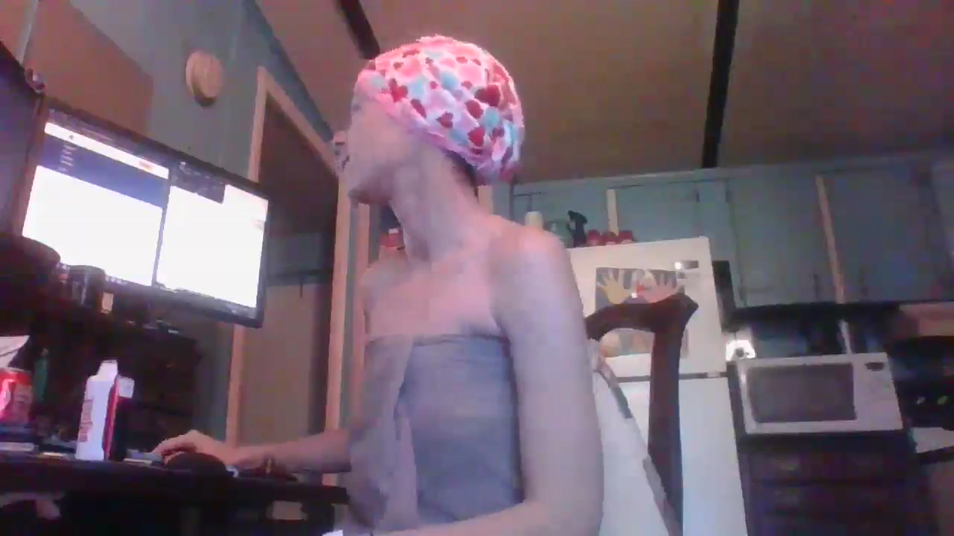 Gallery image thumbnail from LissyJ's myfreecams stream on, 12/19/2024, 15:23 image 7 of 20