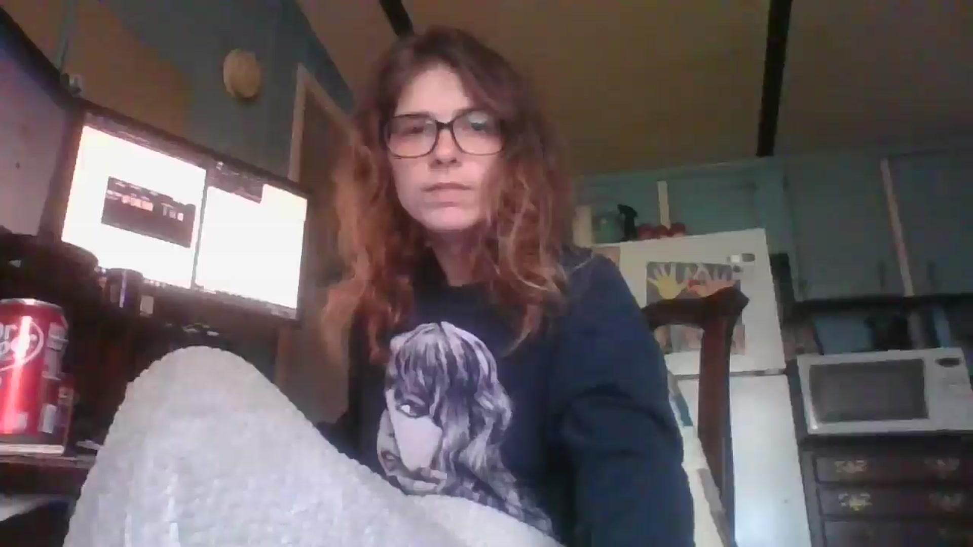 Gallery image thumbnail from LissyJ's myfreecams stream on, 12/19/2024, 18:53 image 17 of 20