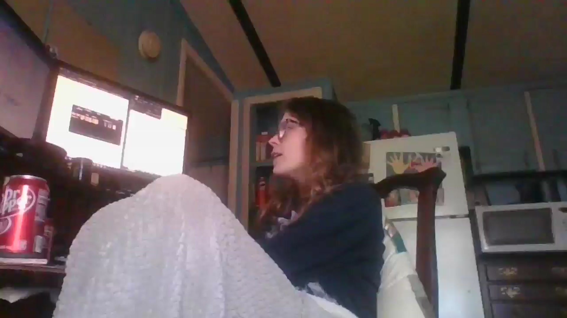 Gallery image thumbnail from LissyJ's myfreecams stream on, 12/19/2024, 18:53 image 18 of 20