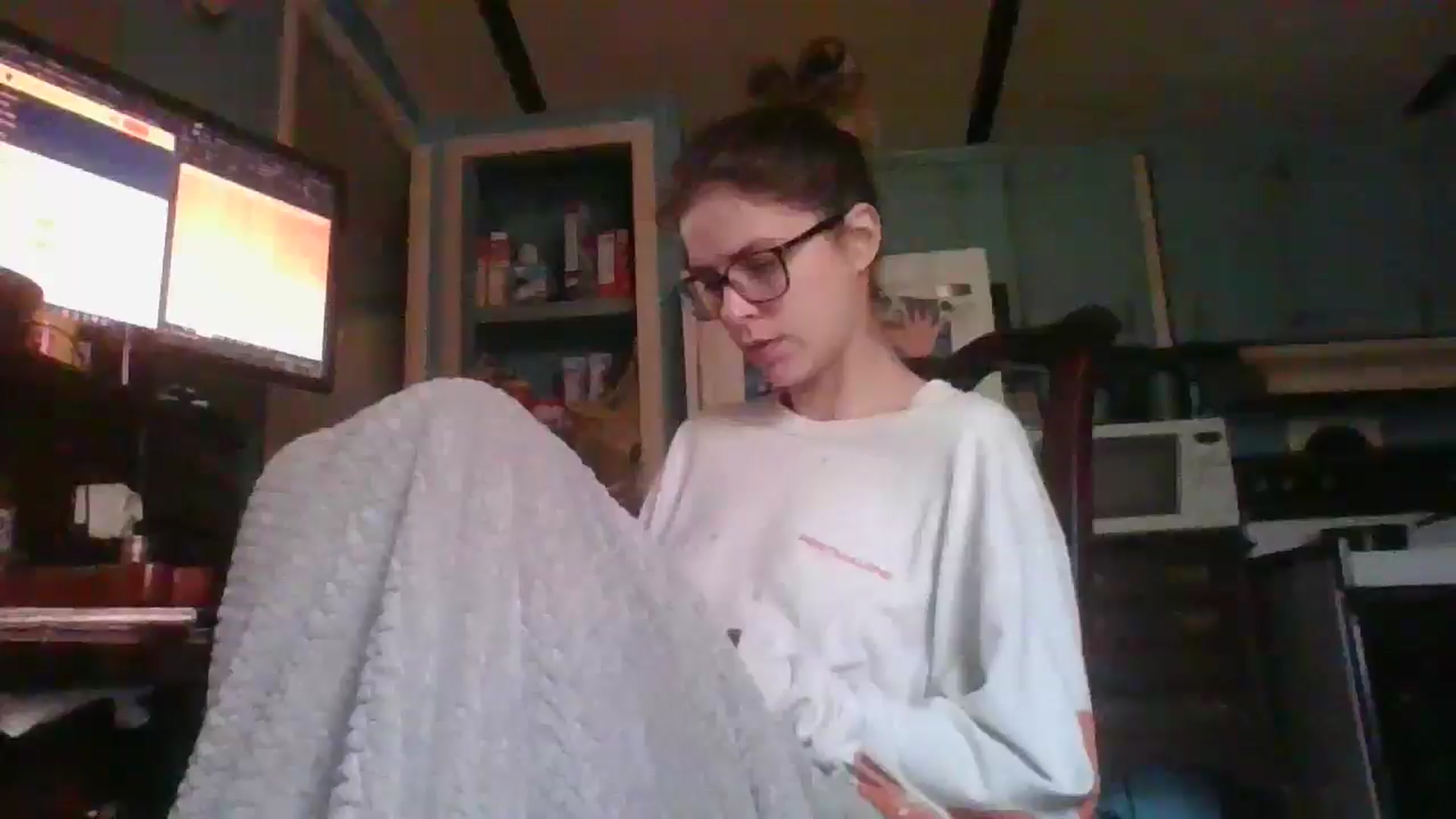 Gallery image thumbnail from LissyJ's myfreecams stream on, 12/26/2024, 16:22 image 14 of 20